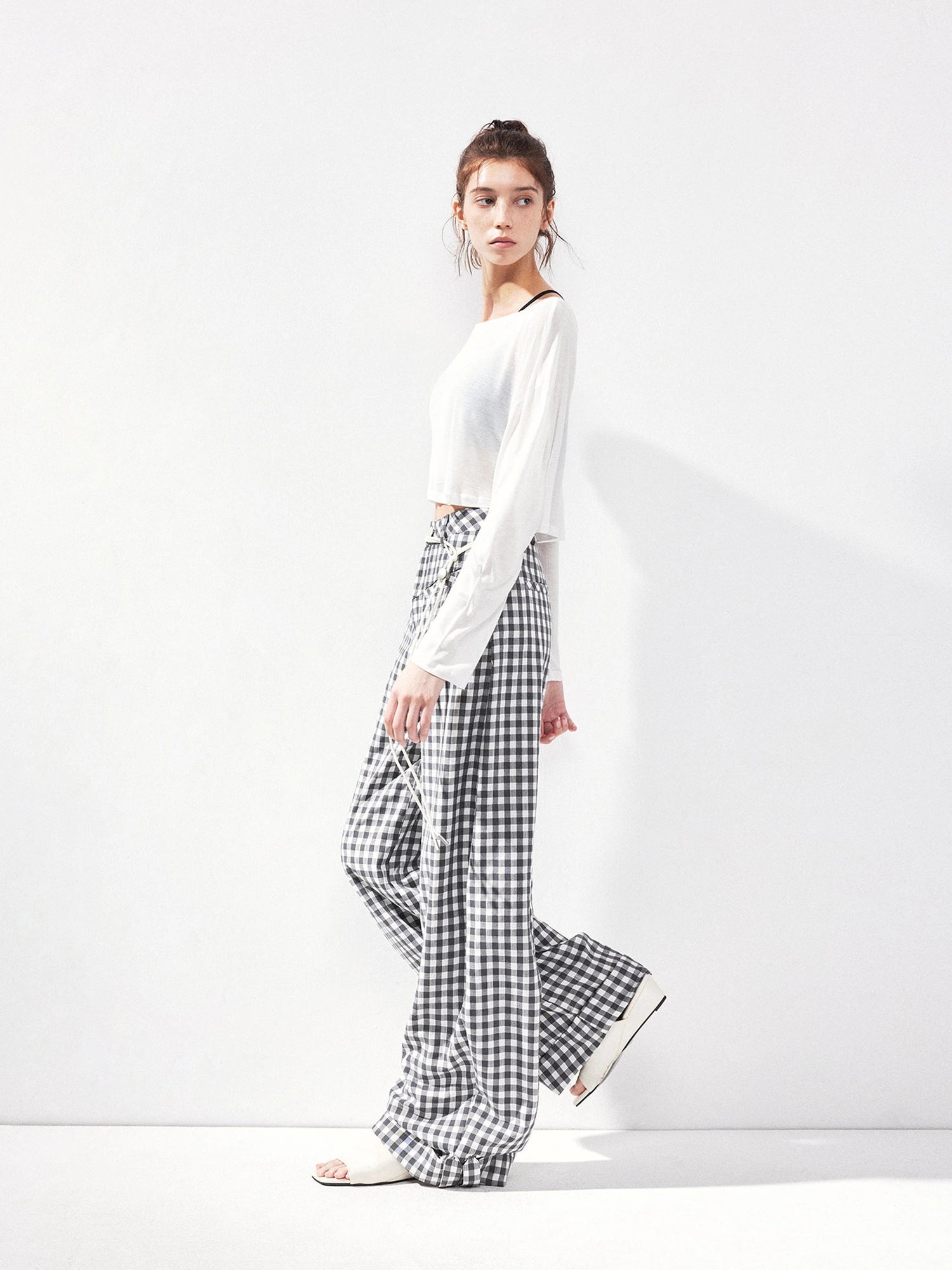 kvkv Low Waist Textured Check Wide Leg Trousers