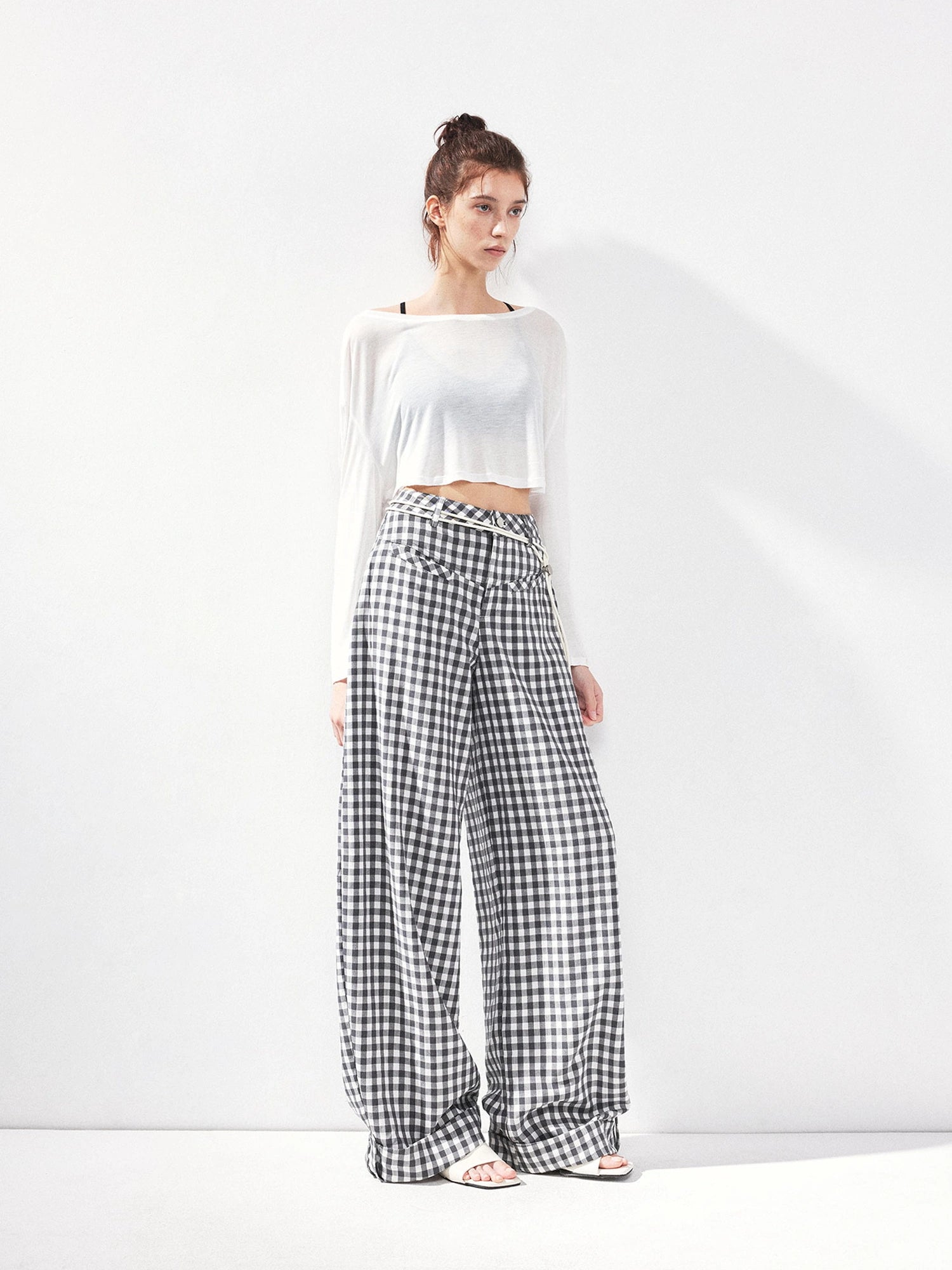 kvkv Low Waist Textured Check Wide Leg Trousers