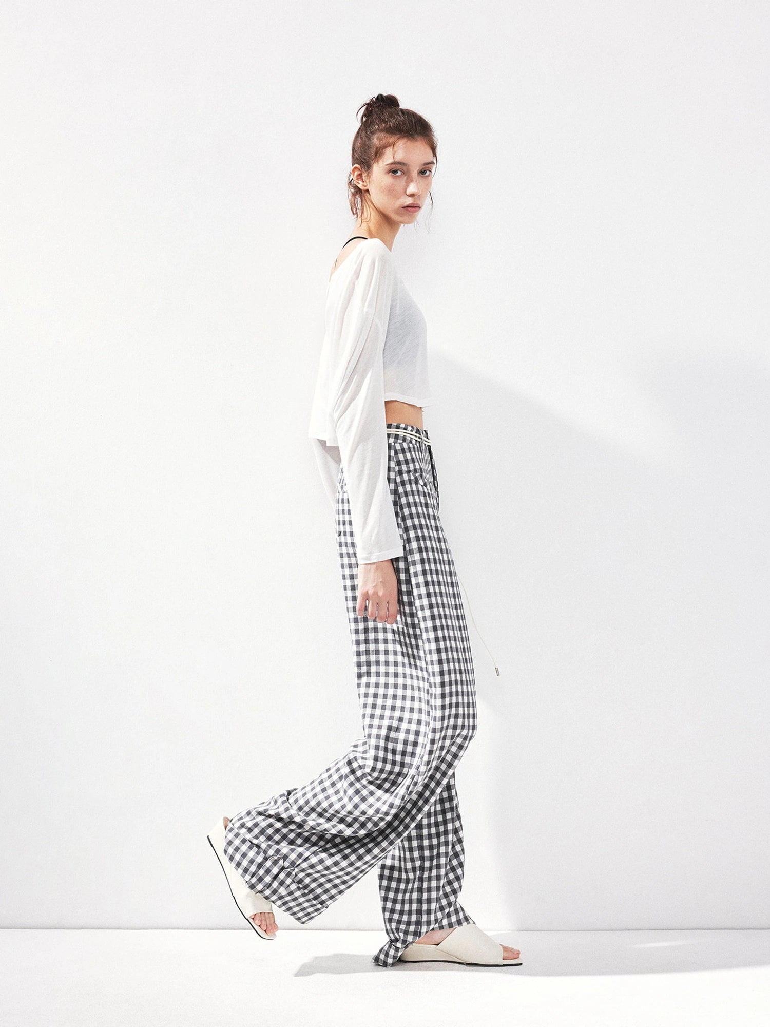kvkv Low Waist Textured Check Wide Leg Trousers