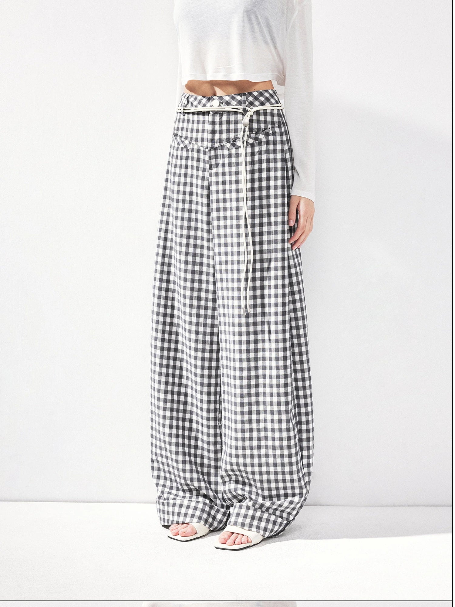 kvkv Low Waist Textured Check Wide Leg Trousers