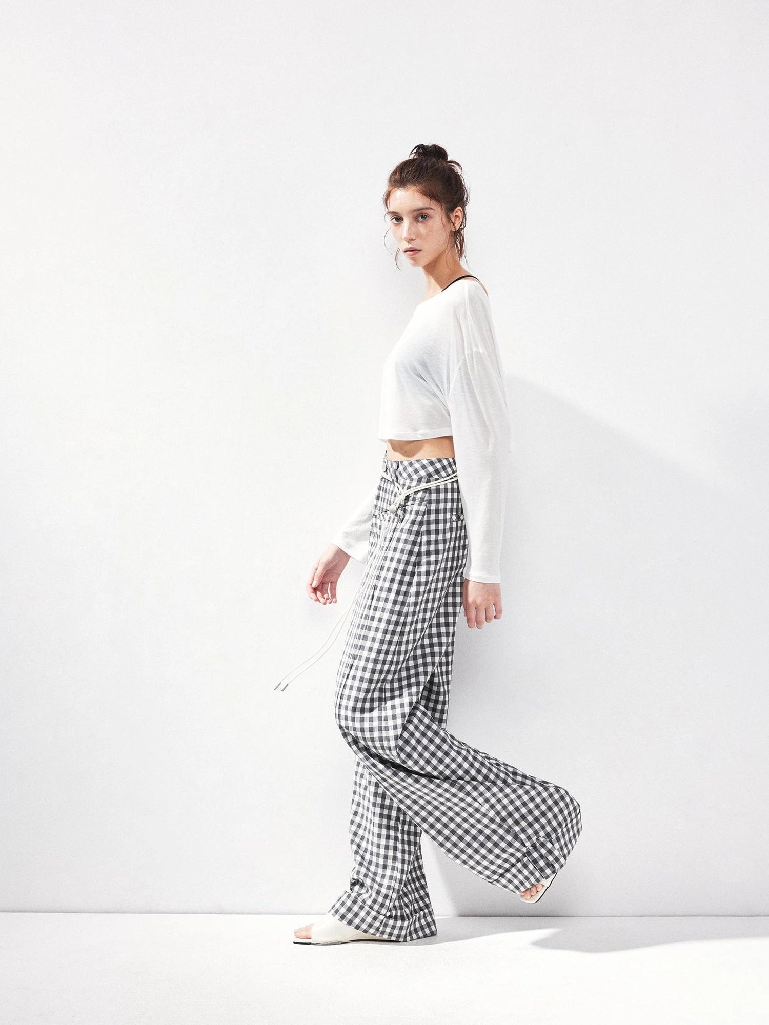 kvkv Low Waist Textured Check Wide Leg Trousers