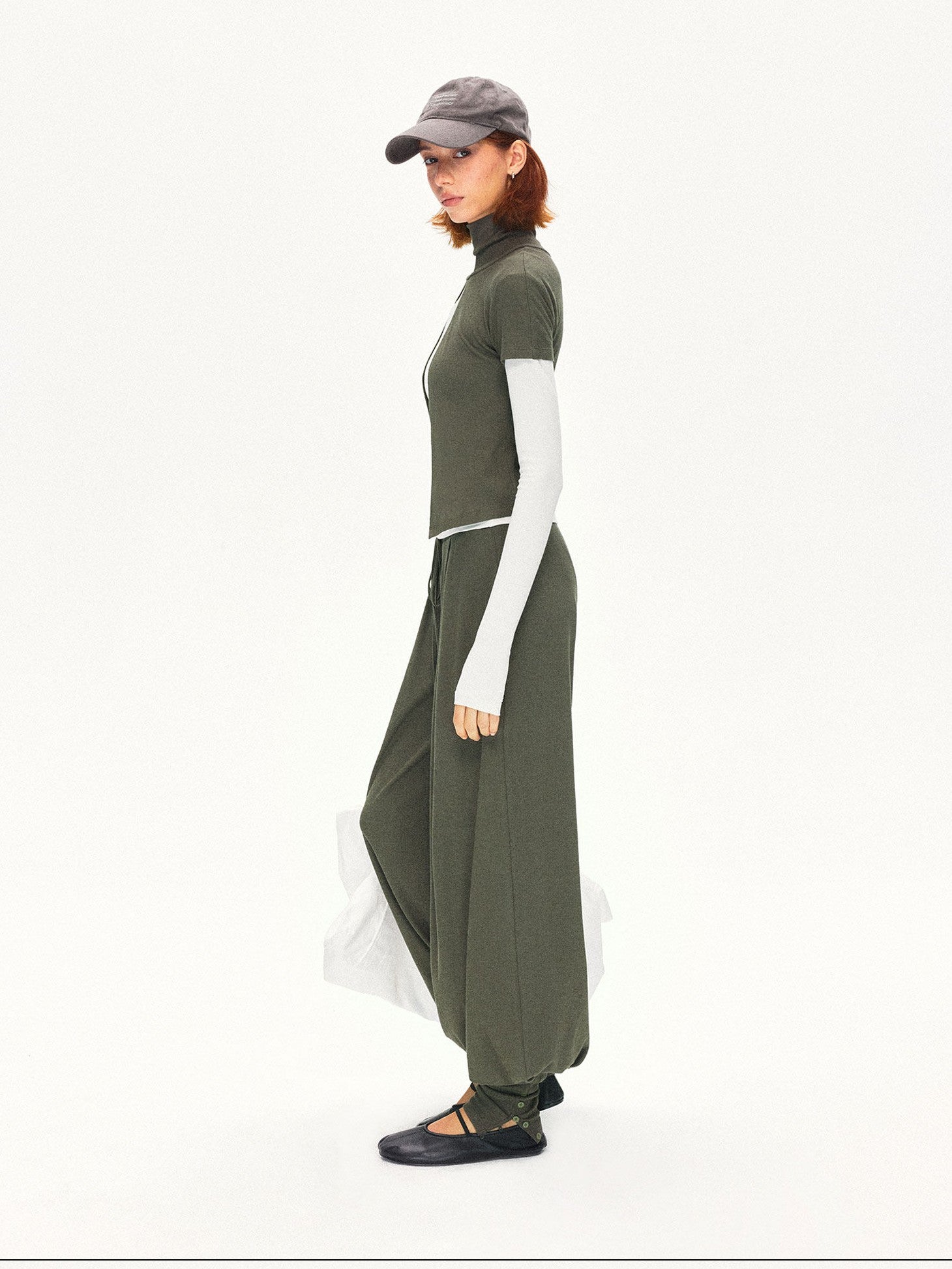 kvkv Oak Green Spliced Sleeve Mock Neck Women&