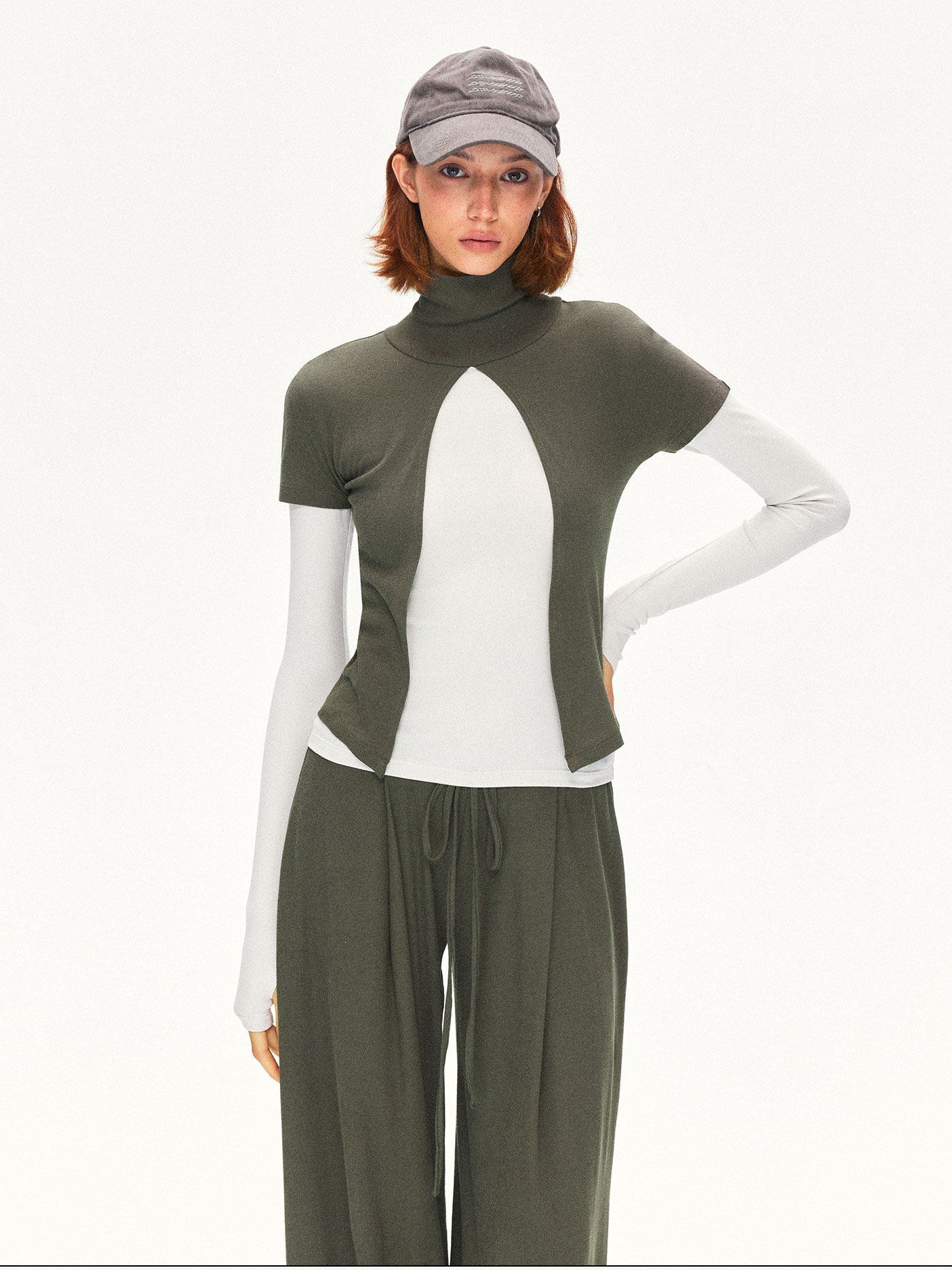 kvkv Oak Green Spliced Sleeve Mock Neck Women&