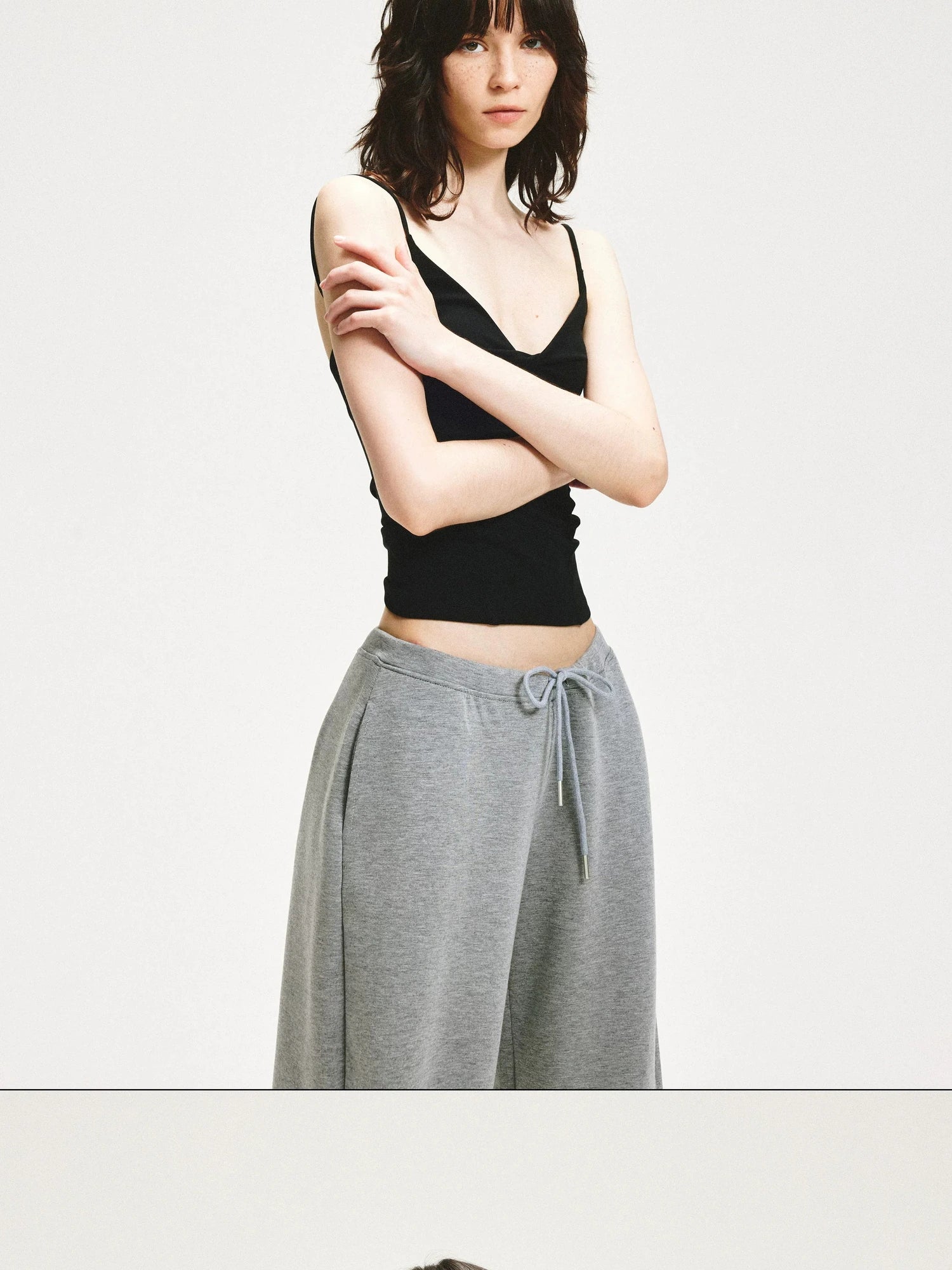 KVKV Yoga Clothing Brand - V-neck Twist Front Yoga Tank Top