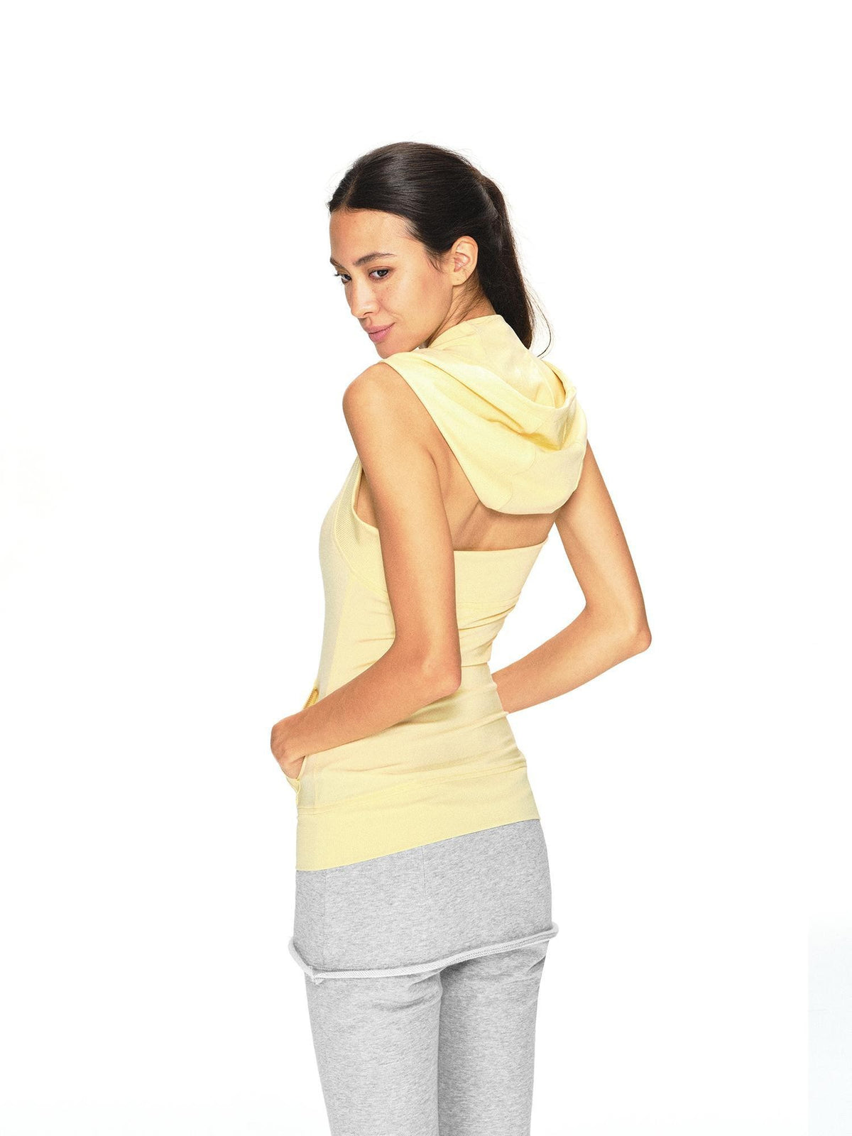 kvkv Vintage Pale Yellow Lyocell Open Back Zip Hooded Women&