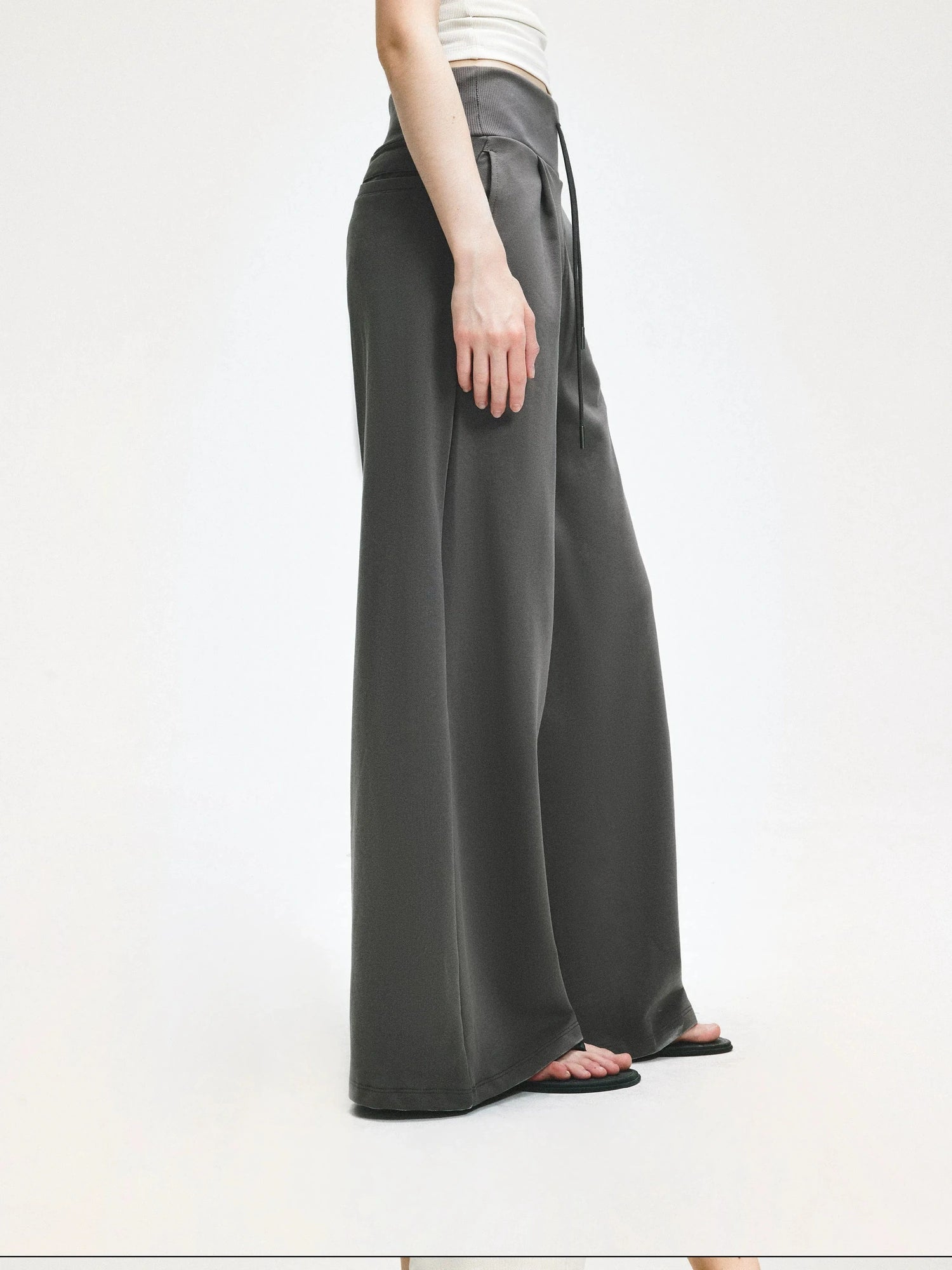 KVKV Yoga Clothing Brand - Wide Leg Ribbed Jogger Pants