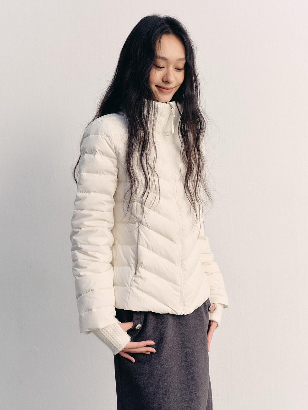 lvetong 90% White Duck Down Lightweight Slim Short Street Stand Collar Lady Down Jackets