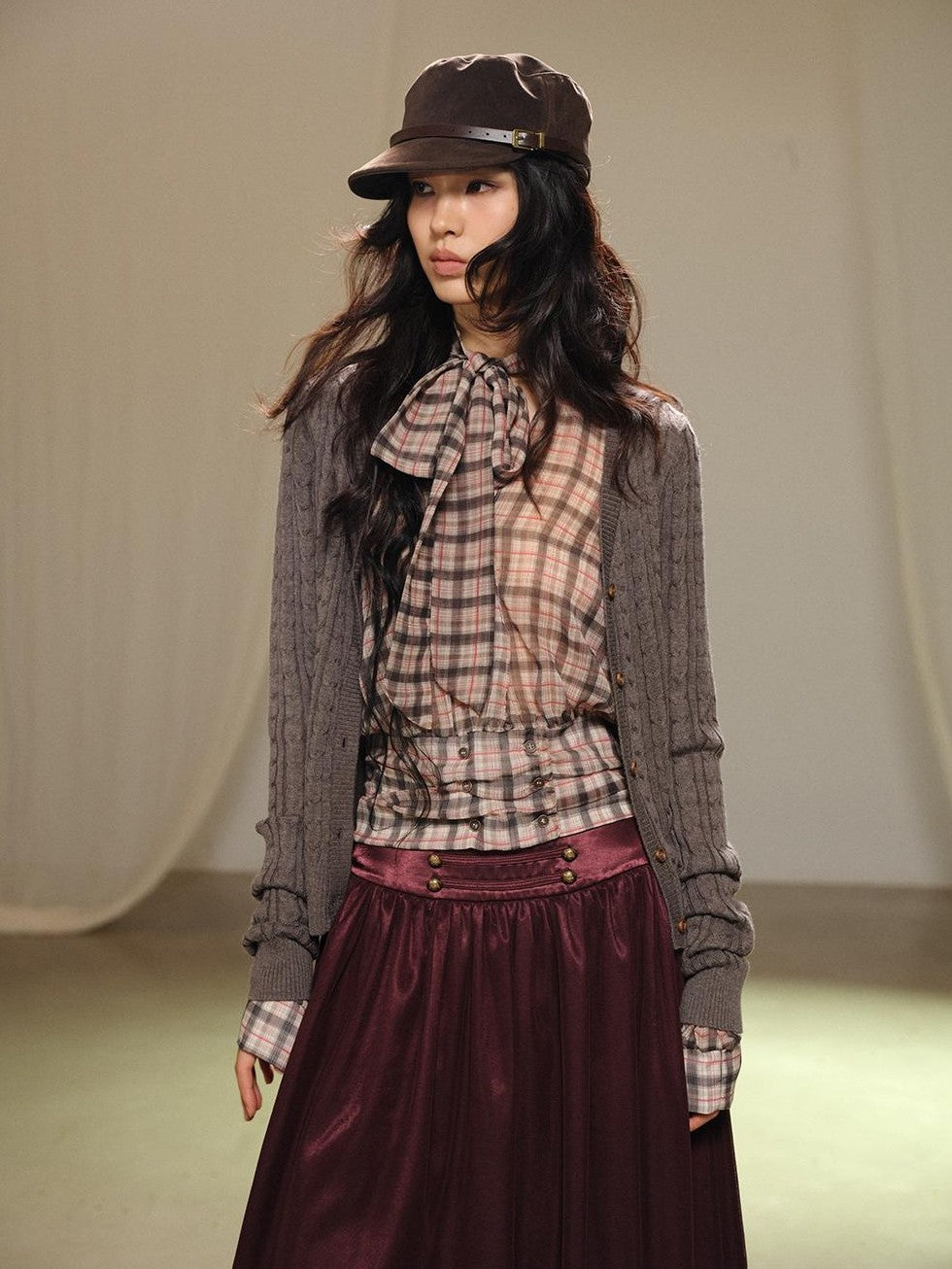 lvetong Gray Cable Knit V-neck Buttoned Fitted Women&