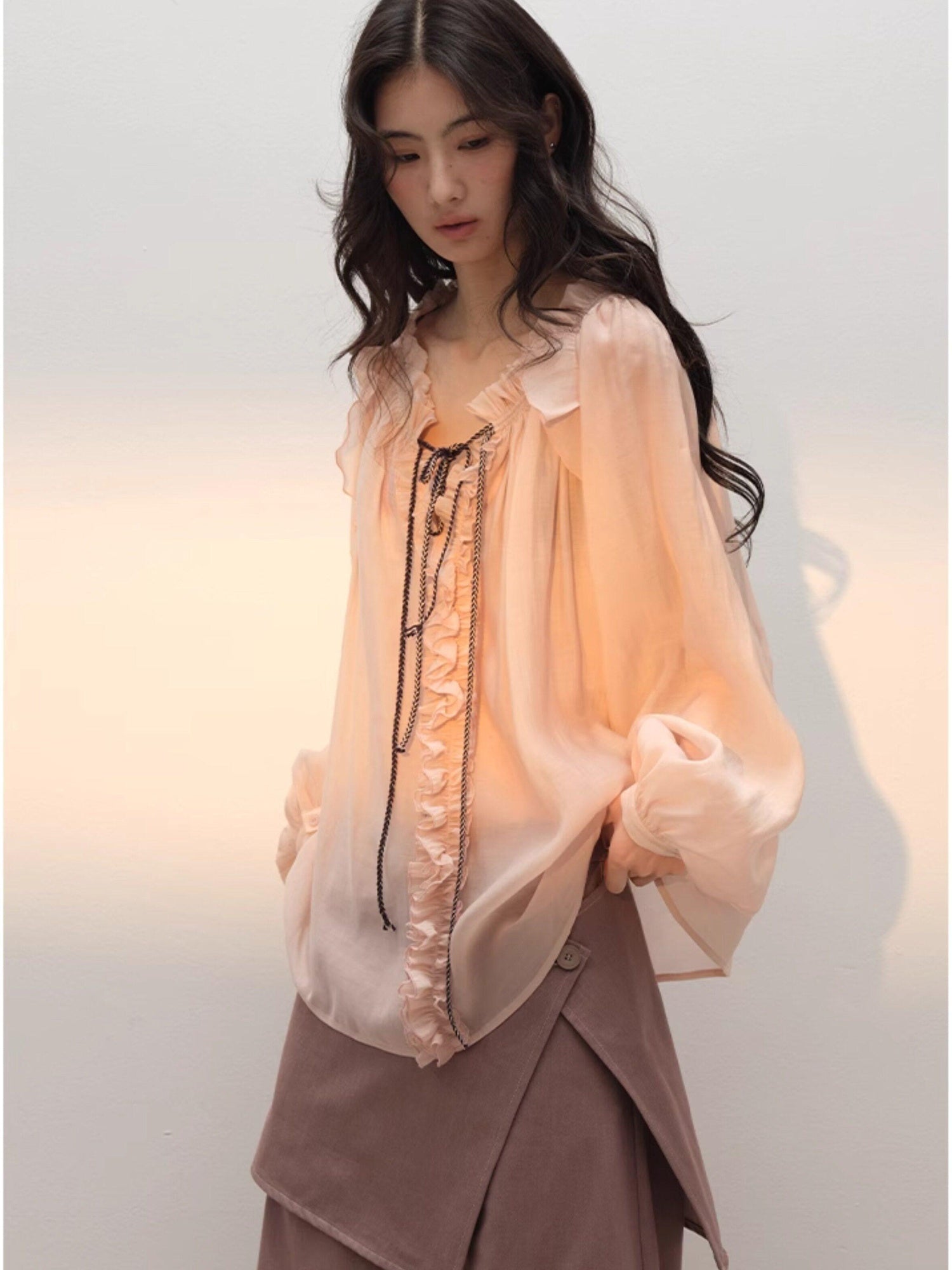 lvetong Lightweight Ruffle V-neck Street Sport Loose Fit Pink Solid Long Sleeve T-Shirts