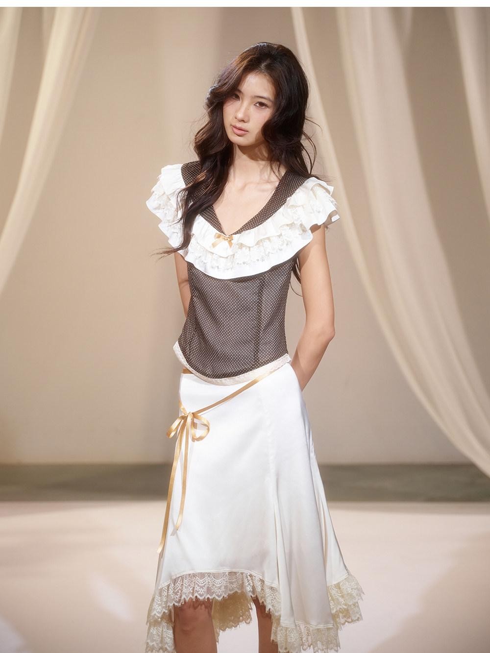 lvetong Polka Dot Ruffle V-neck Satin Lace Women&