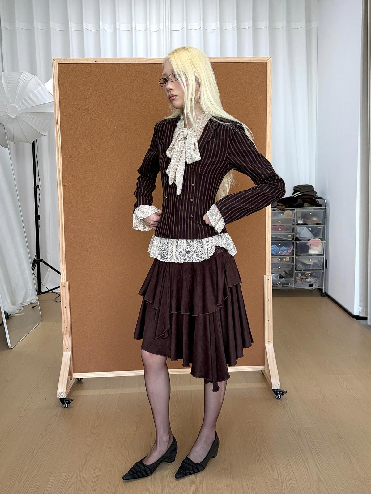 lvetong Striped Pleated Waist Cinched Shoulder Pad Long Sleeve Women&