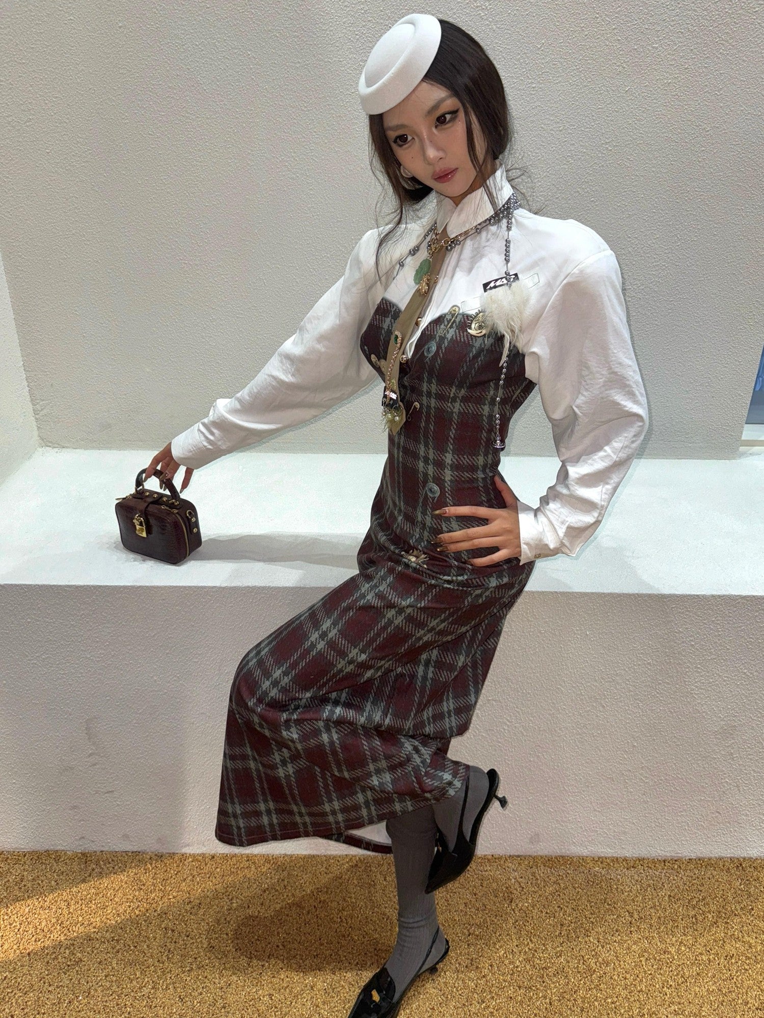 mss studio Plaid Long Sleeve Padded Shoulders Cinched Waist Women&