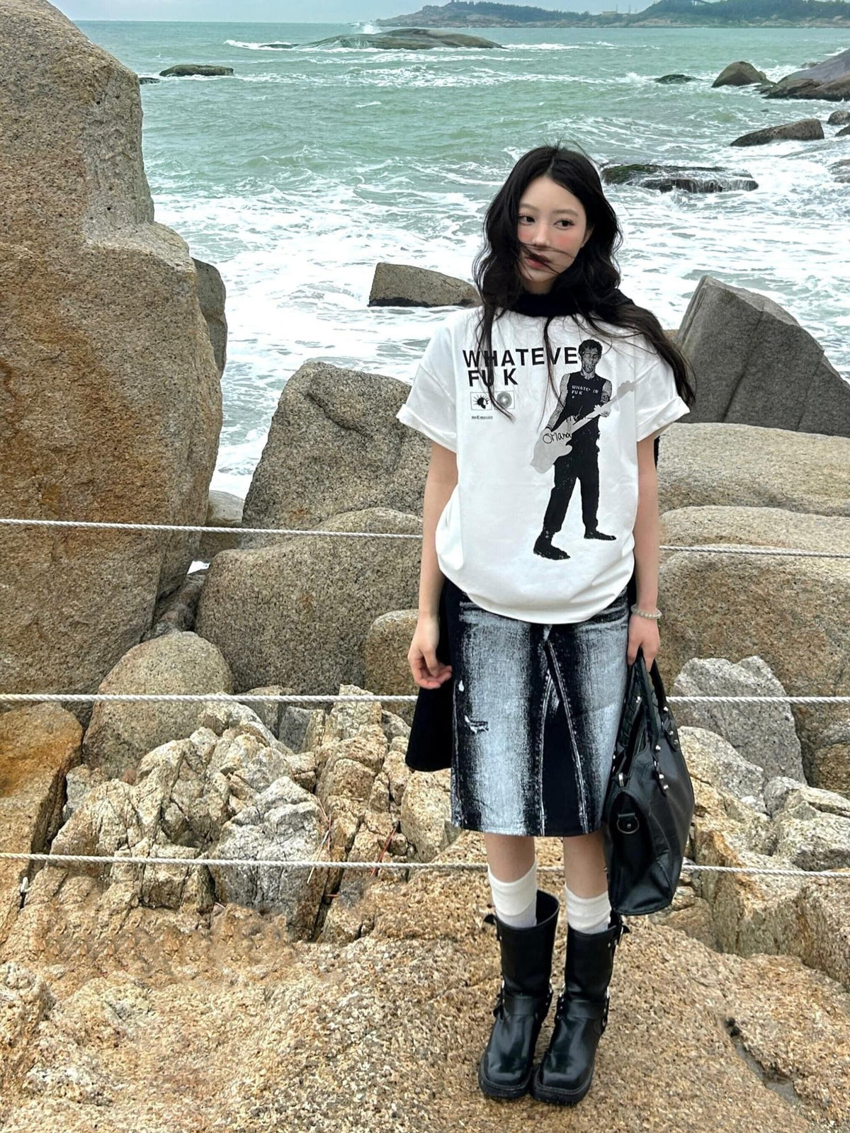 no E mosen Guitarist Graphic Embroidered Loose Fit Cotton Women&