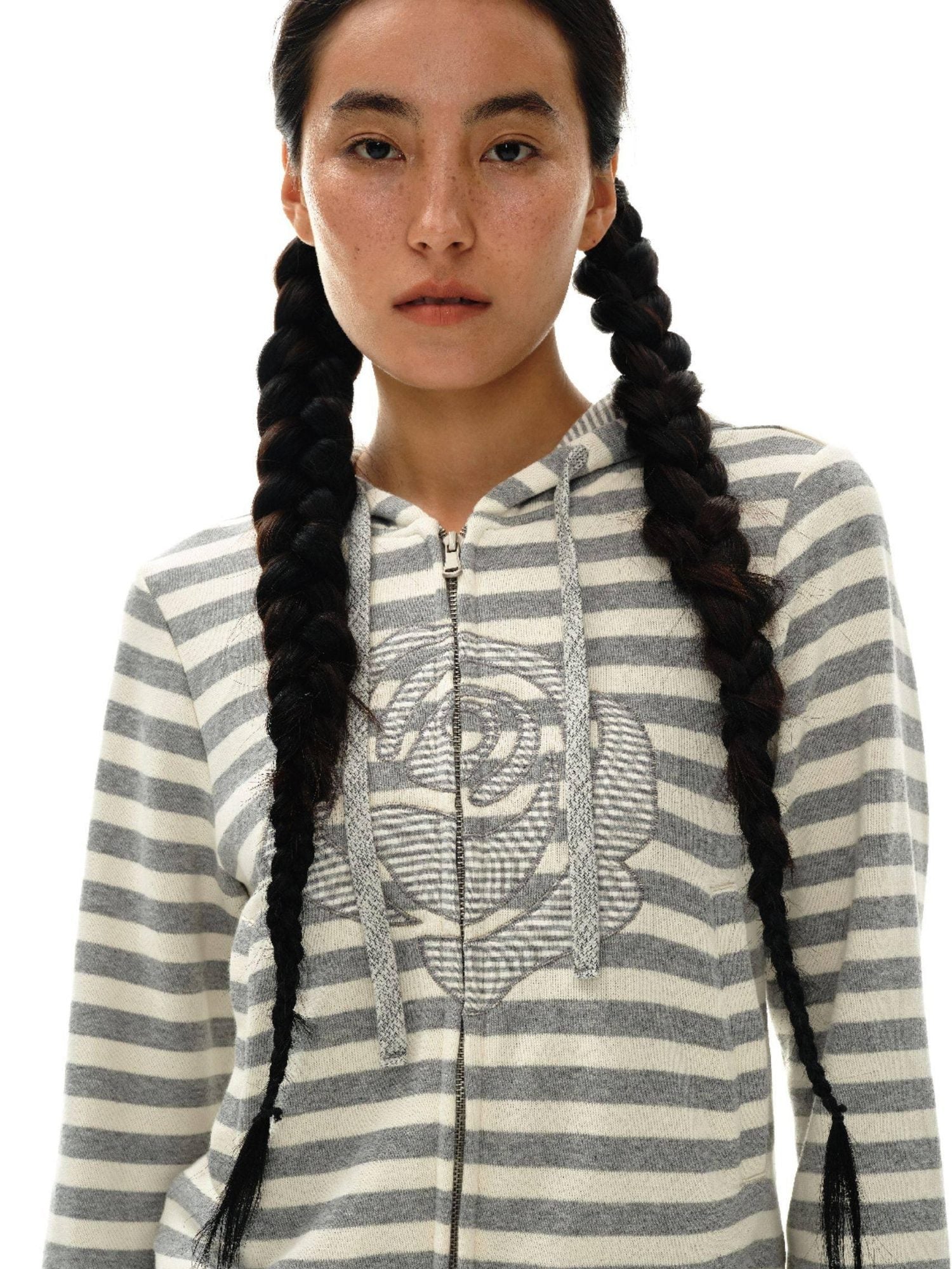 oinimi 100 Percent Cotton Slim Fit Cropped Streetwear Women Floral Oatmeal Hoodies