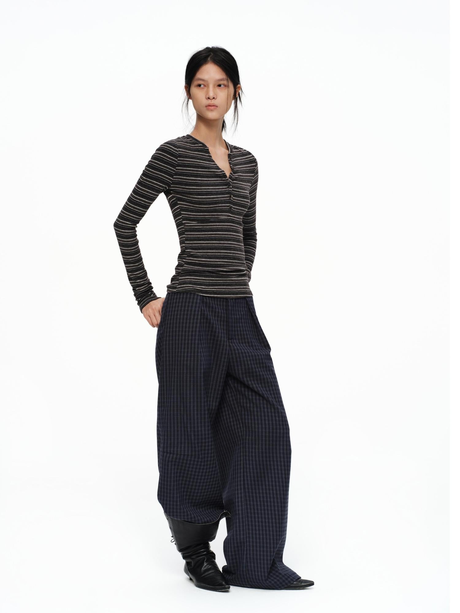 oinimi Deep Navy Plaid Wide Leg Natural Waist Button Closure Casual Pants