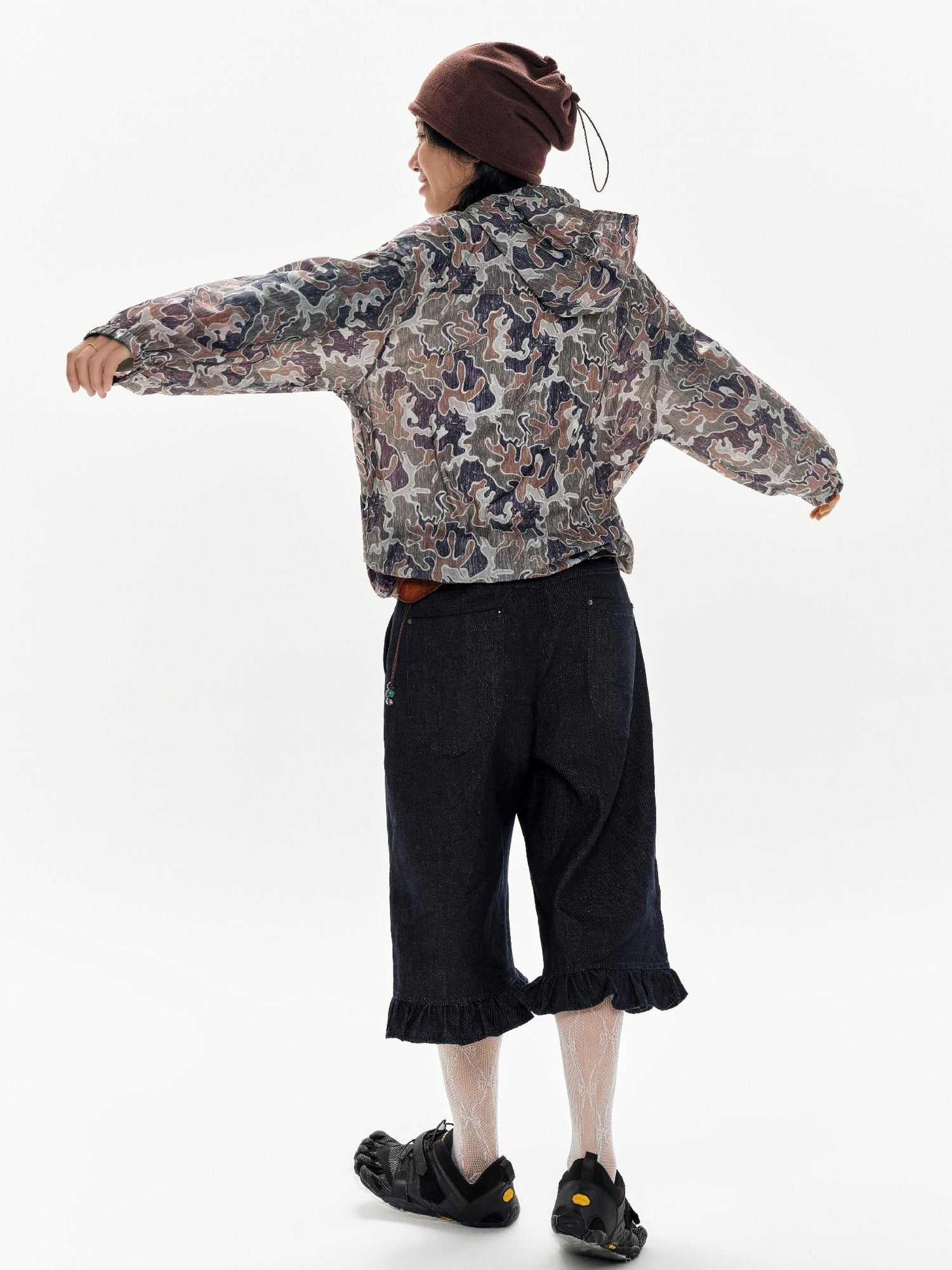 oinimi Denim Blue Ruffled Capri Pants With Playful Buttons