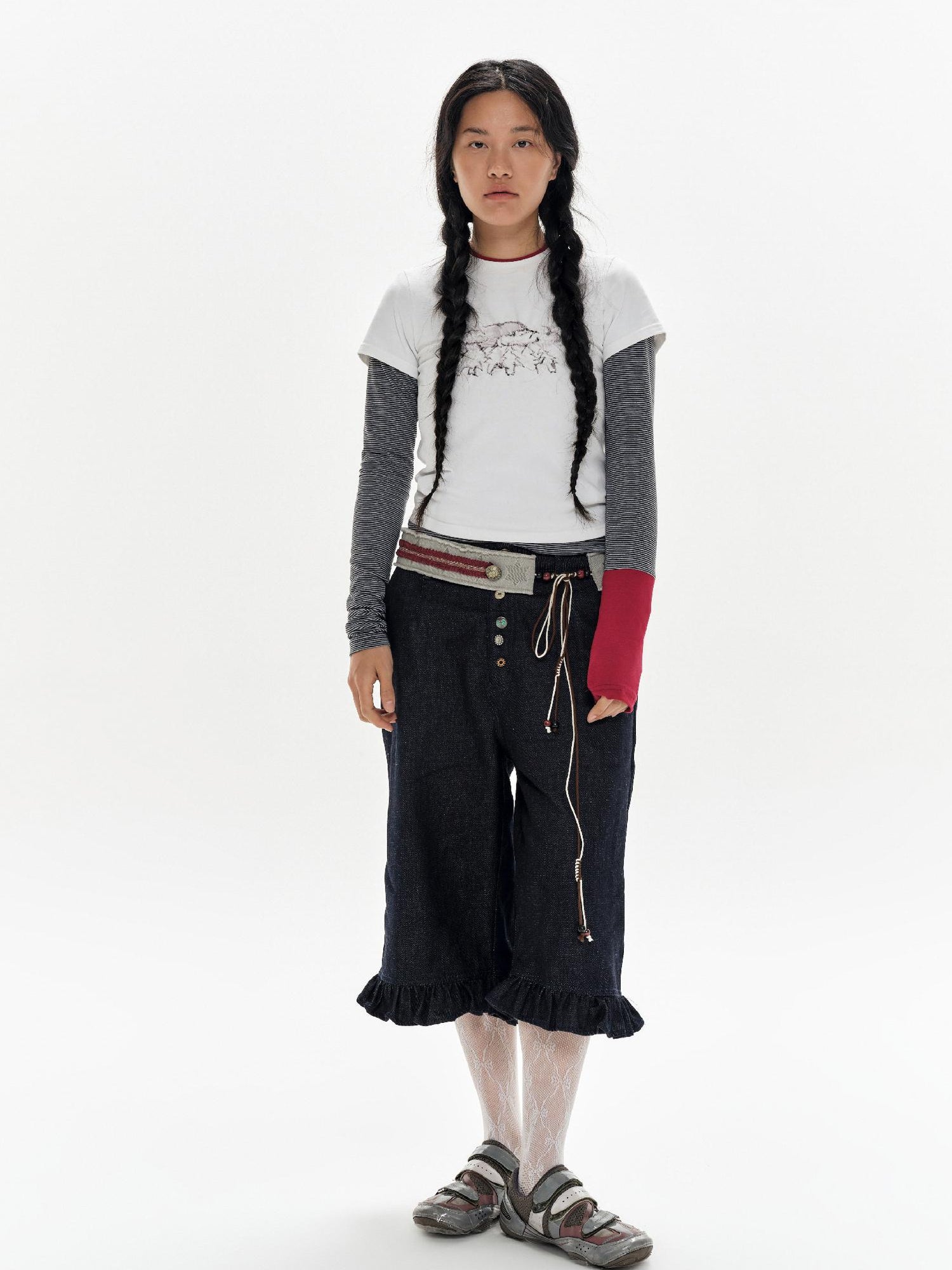 oinimi Gray Stripe Crewneck Tee With Tiger Embroidery
