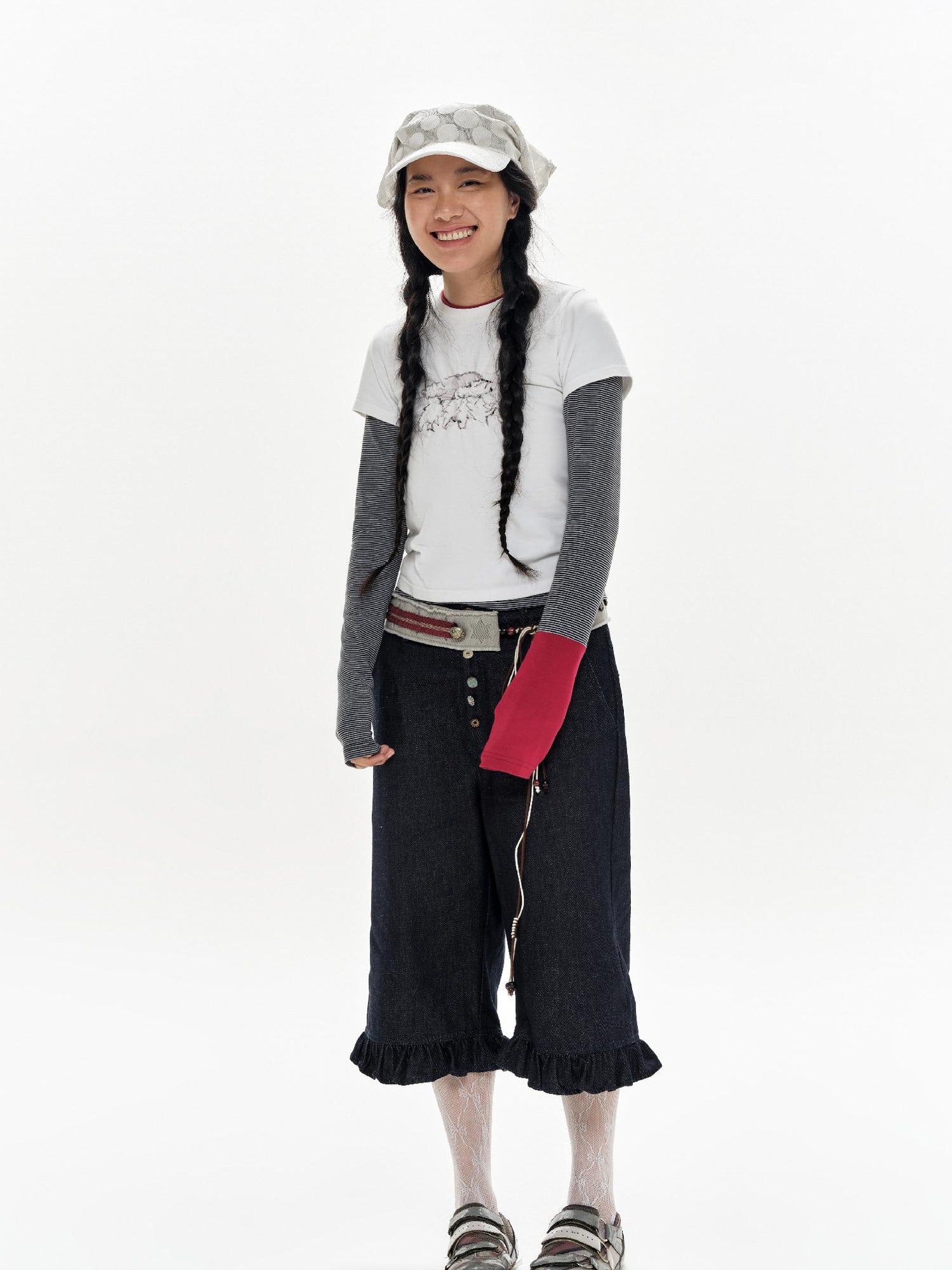 oinimi Gray Stripe Crewneck Tee With Tiger Embroidery