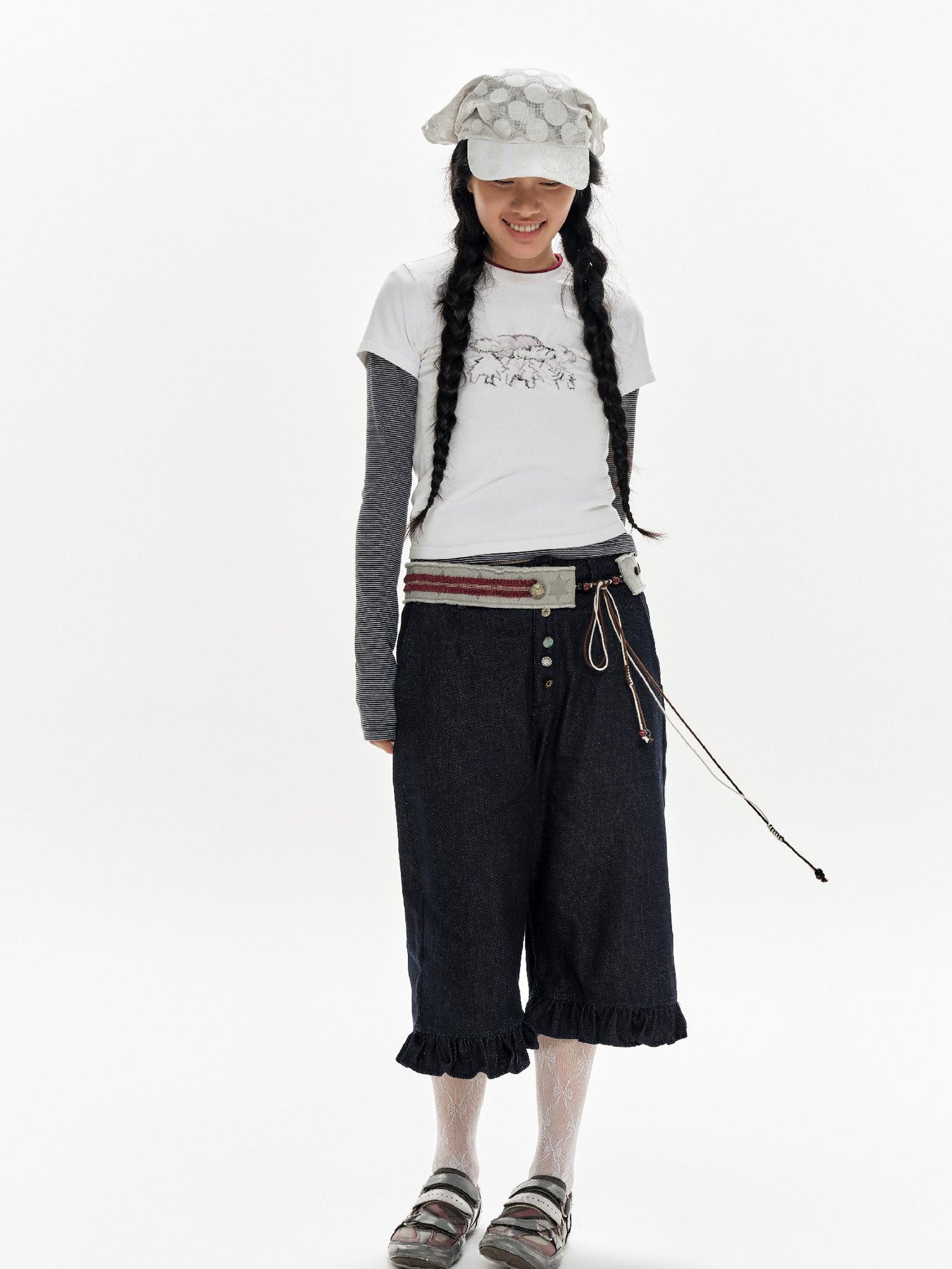 oinimi Gray Stripe Crewneck Tee With Tiger Embroidery