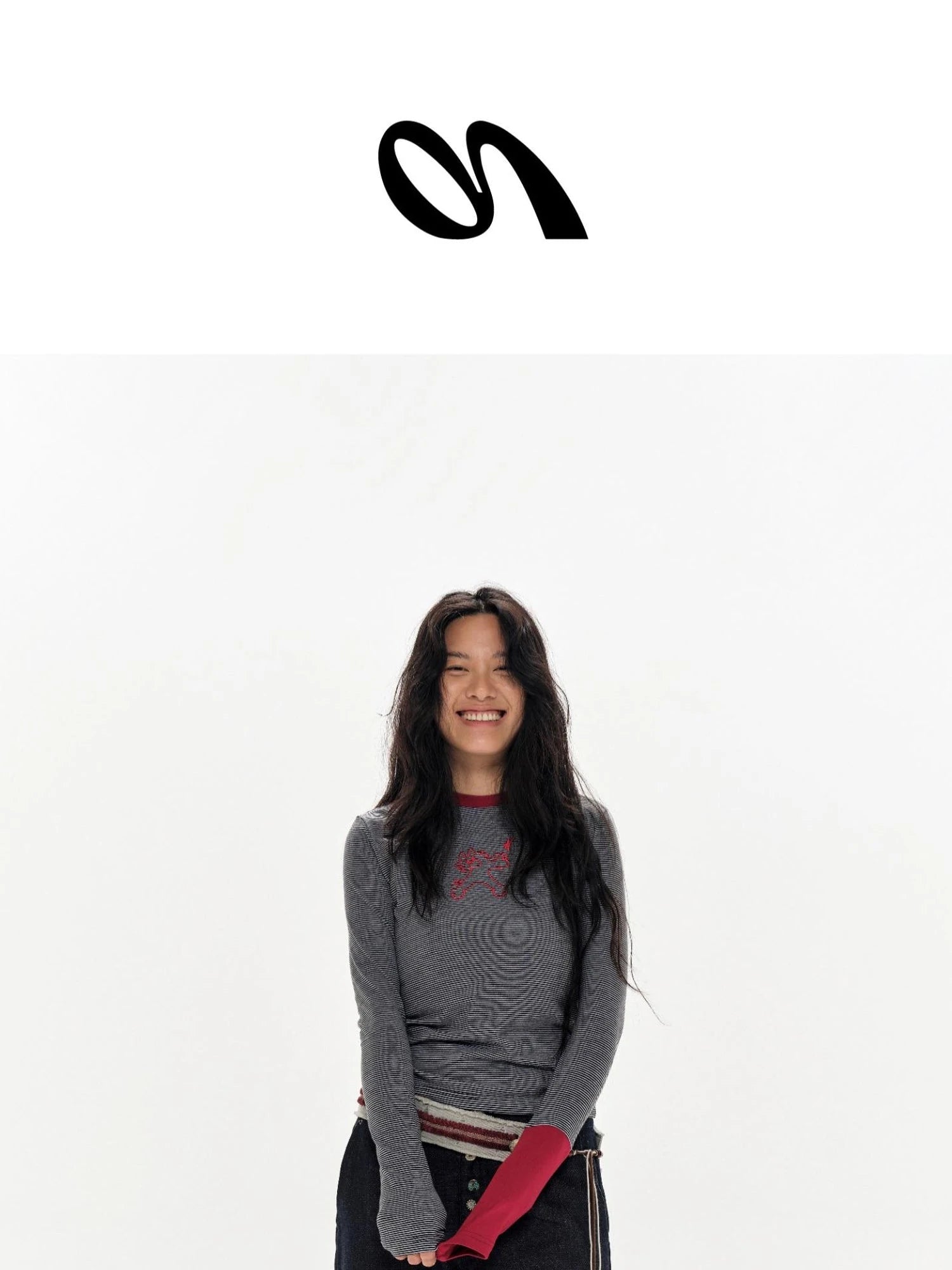 Gray Stripe Crewneck Tee With Tiger Embroidery