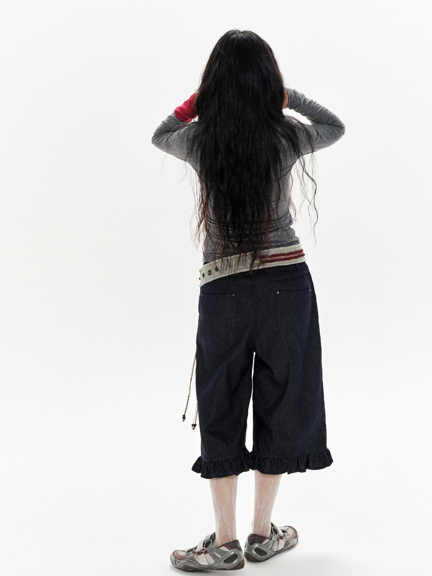 oinimi Gray Stripe Crewneck Tee With Tiger Embroidery