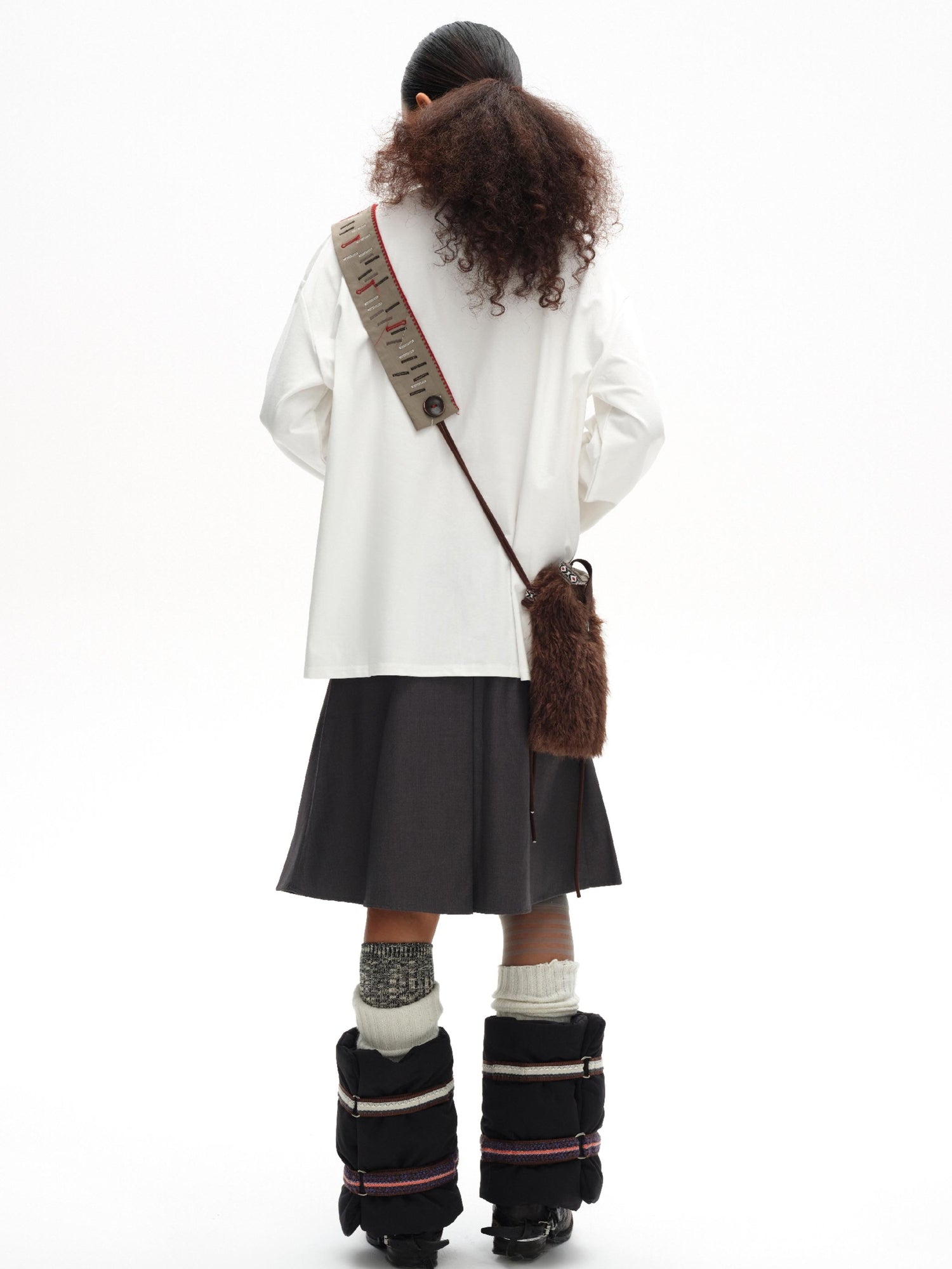 oinimi Handcrafted Fringed Crossbody Fluffy Bag