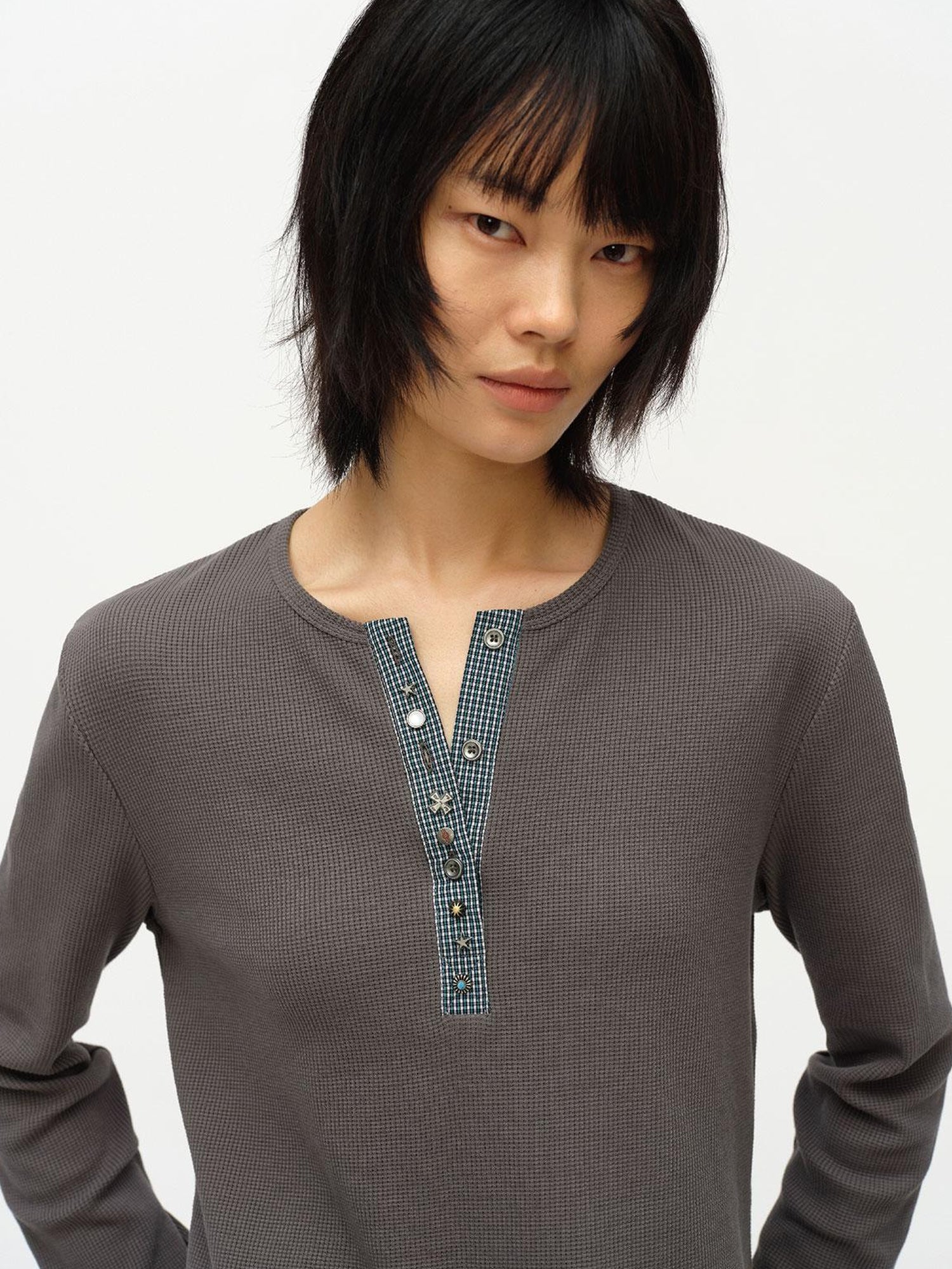 oinimi Henry Collar Waffle Long Sleeve Tee Slim Fit Basic Top