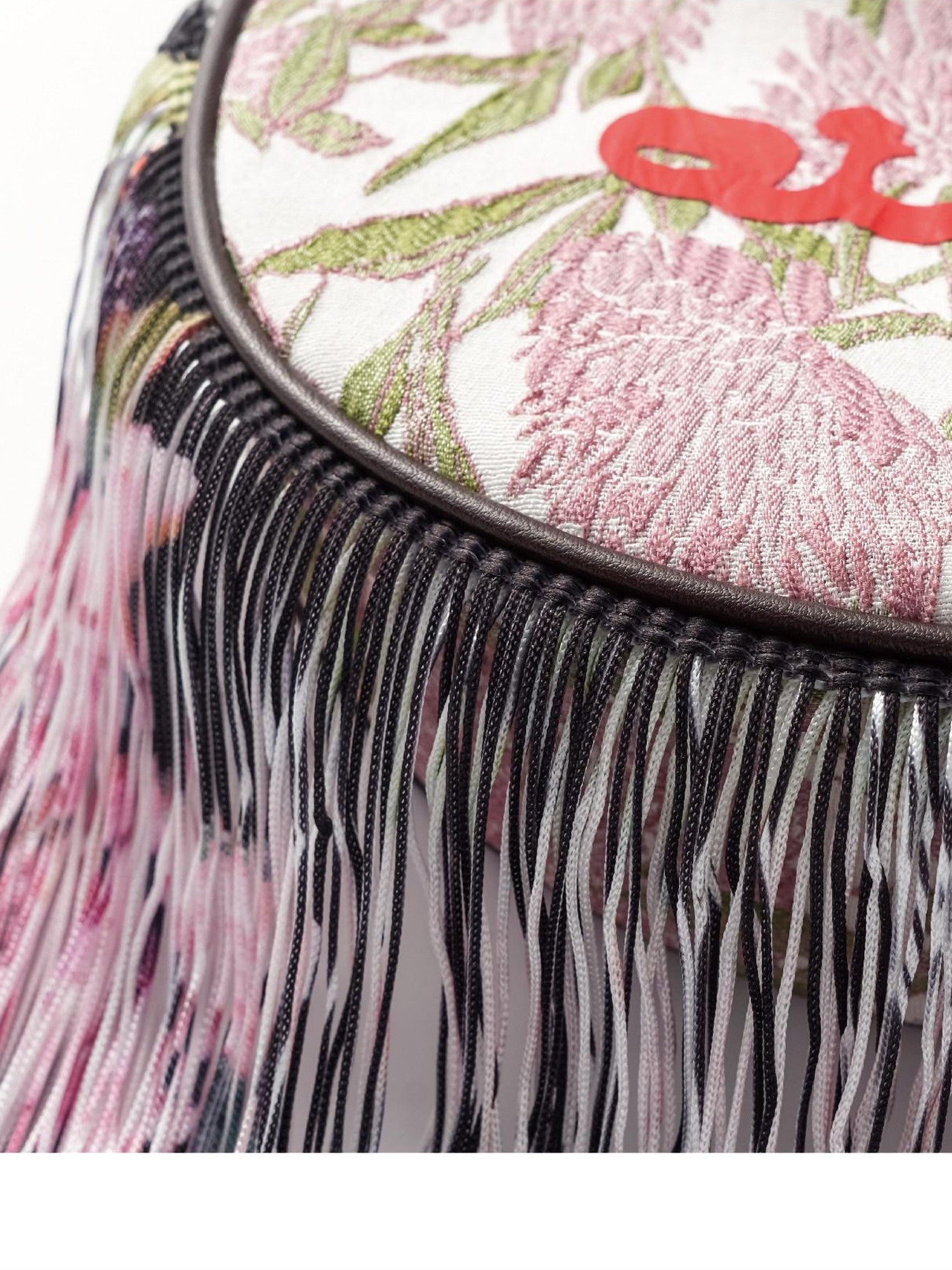 oinimi Jacquard Floral Waterfall Tassel Mini Saddle Bucket Women&