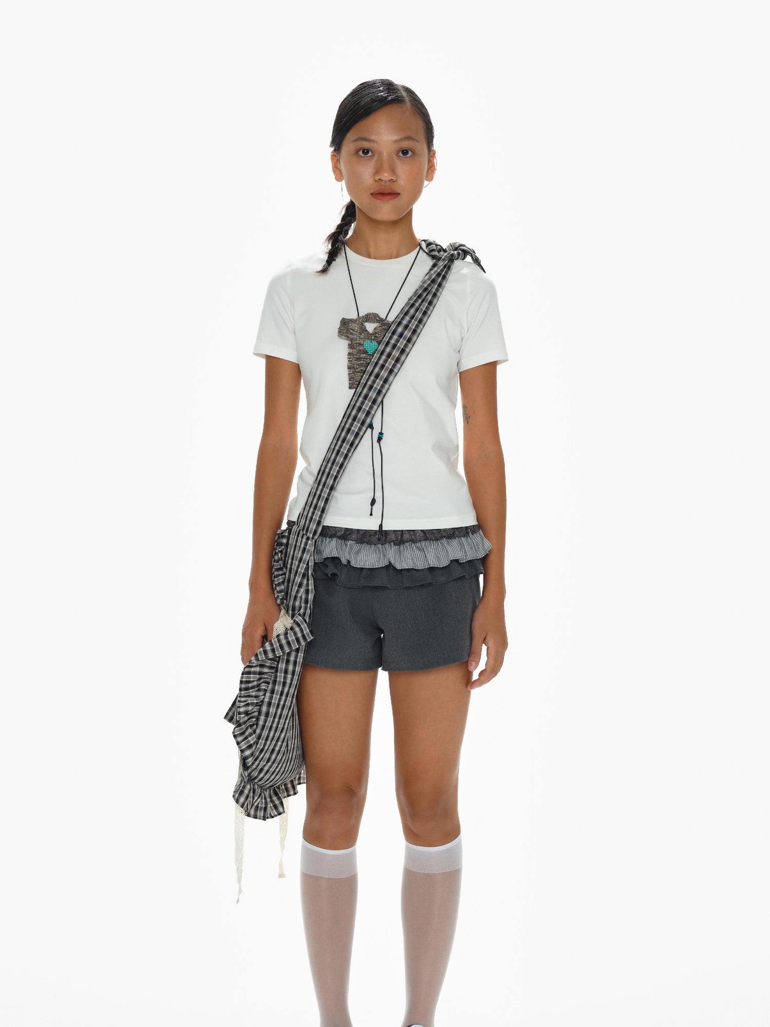 oinimi Layered Ruffle Hem Denim Shorts