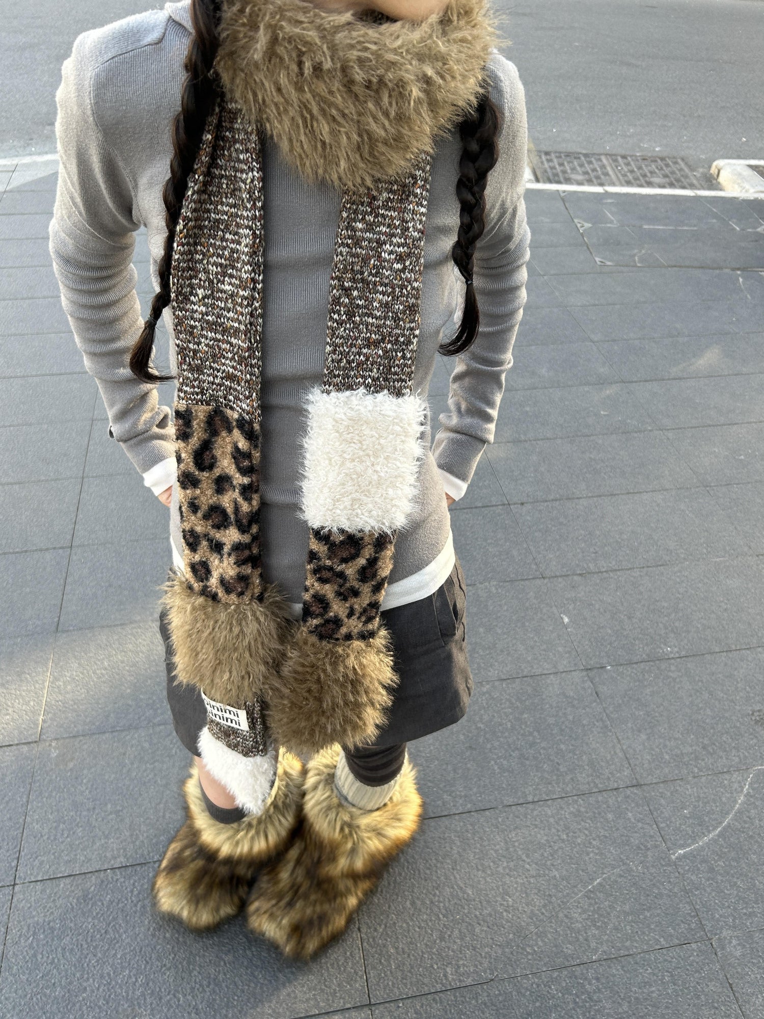 oinimi Leopard Print Knitted Faux Fur Long Scarf