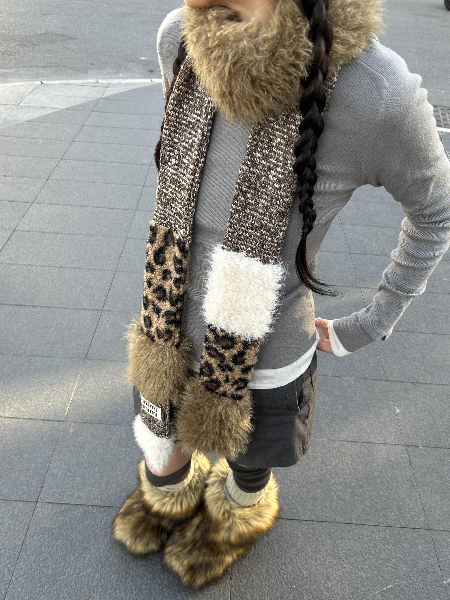 oinimi Leopard Print Knitted Faux Fur Long Scarf