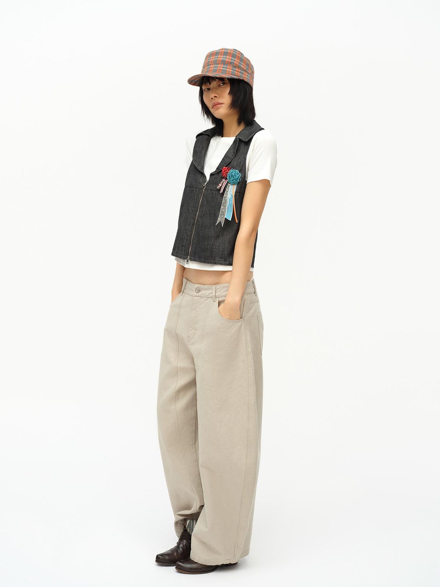 oinimi Low Cut Denim Vest With Open Collar In Charcoal Gray