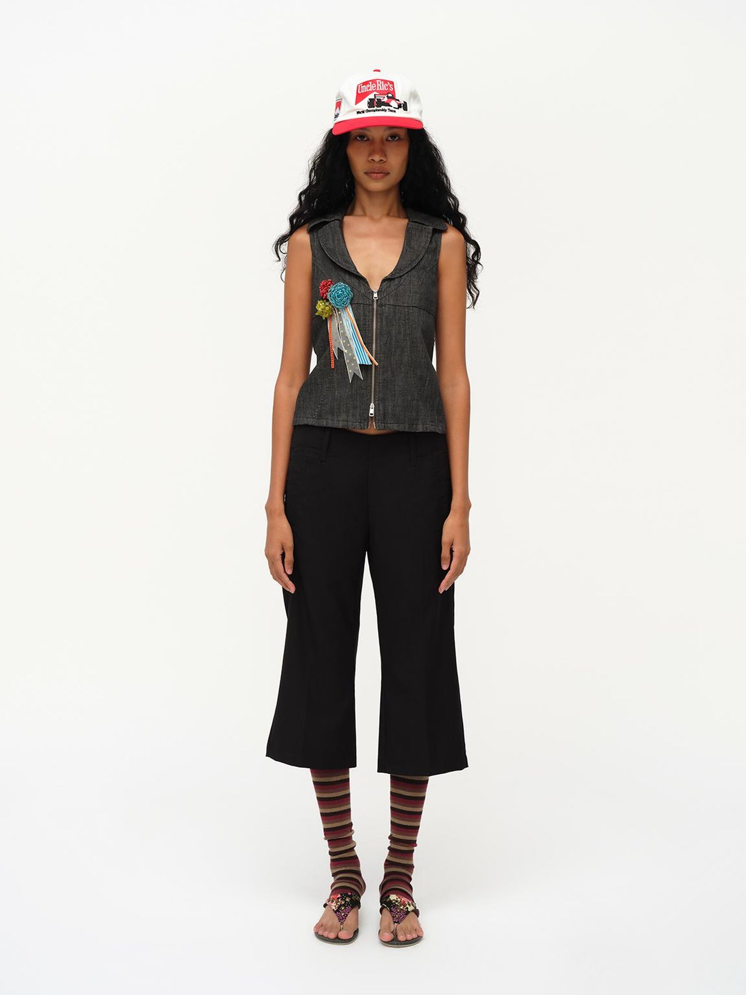 oinimi Low Cut Denim Vest With Open Collar In Charcoal Gray