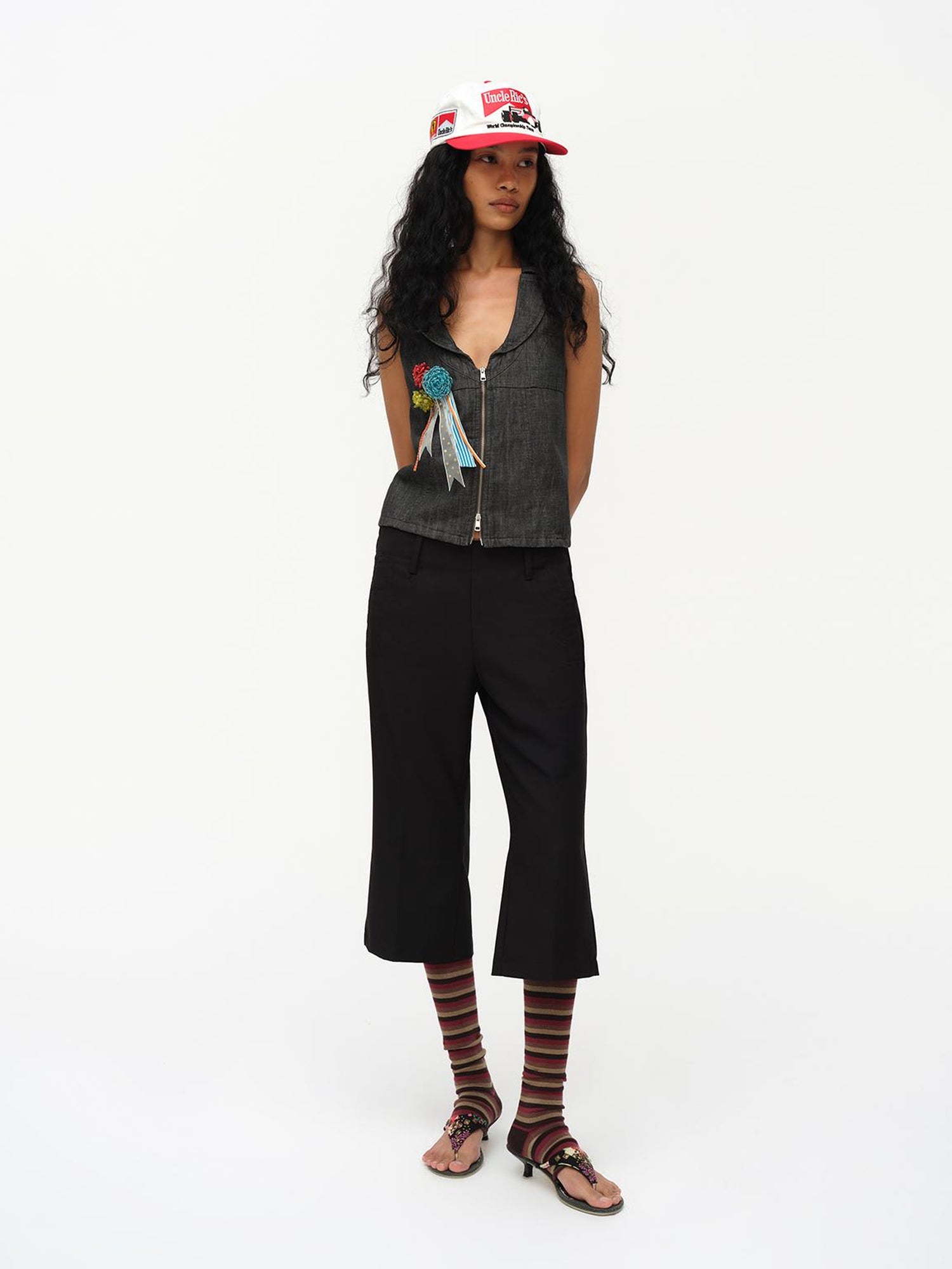 oinimi Low Cut Denim Vest With Open Collar In Charcoal Gray