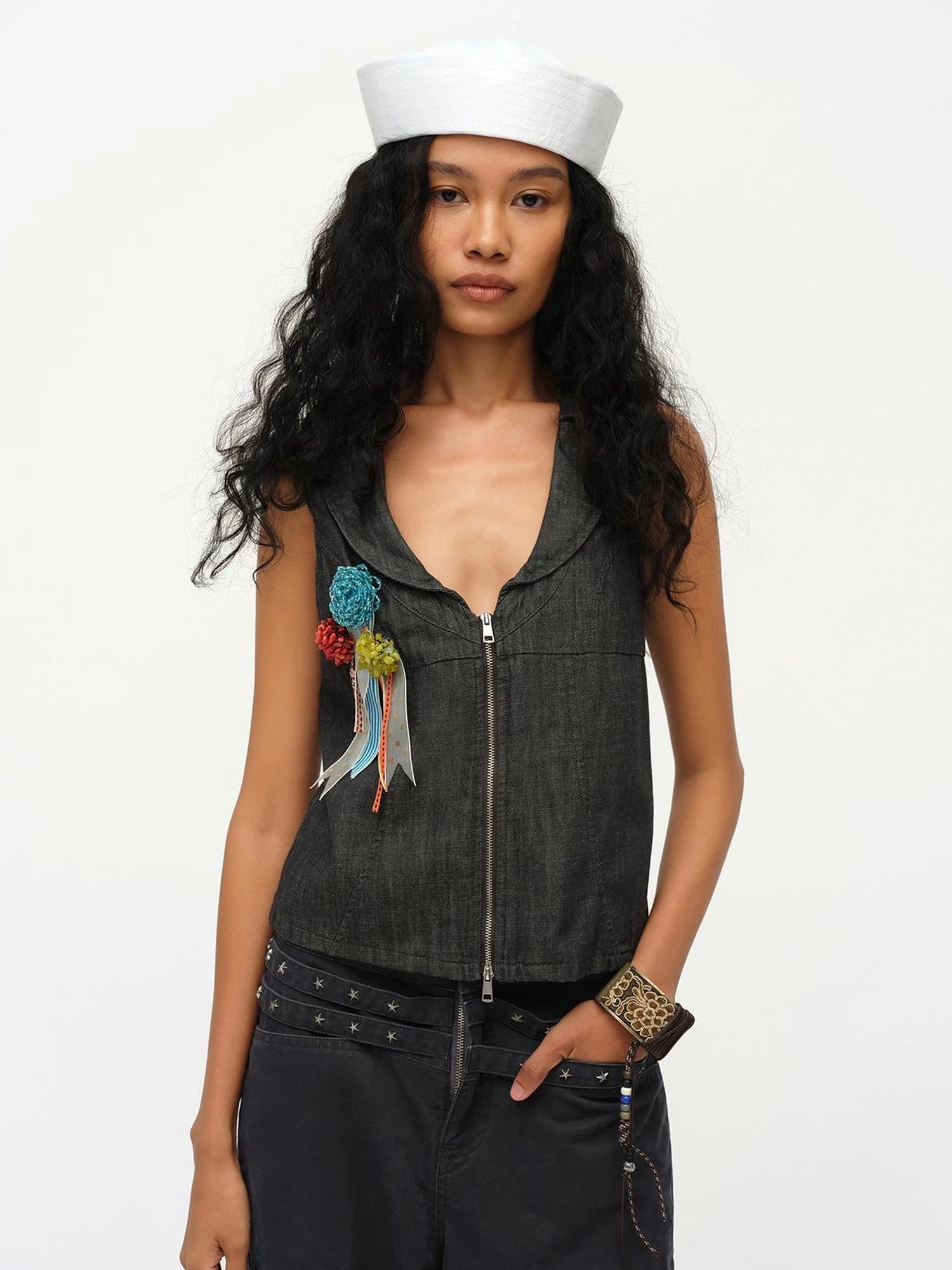 Low Cut Denim Vest With Open Collar In Charcoal Gray