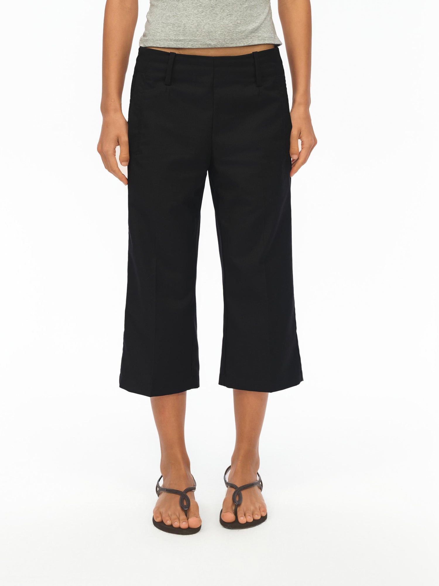 oinimi Low Rise 7 8 Flared Trousers In Slimming Black