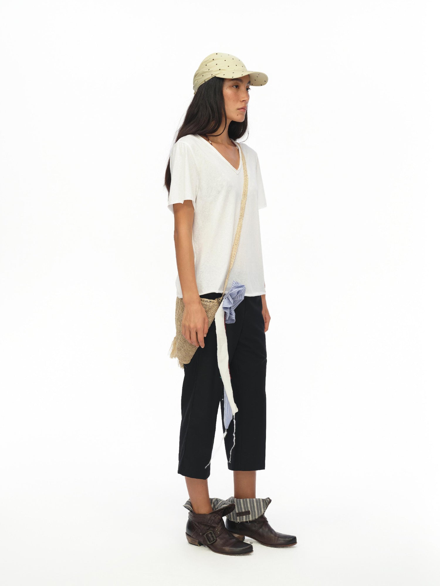 oinimi Low Rise 7 8 Flared Trousers In Slimming Black