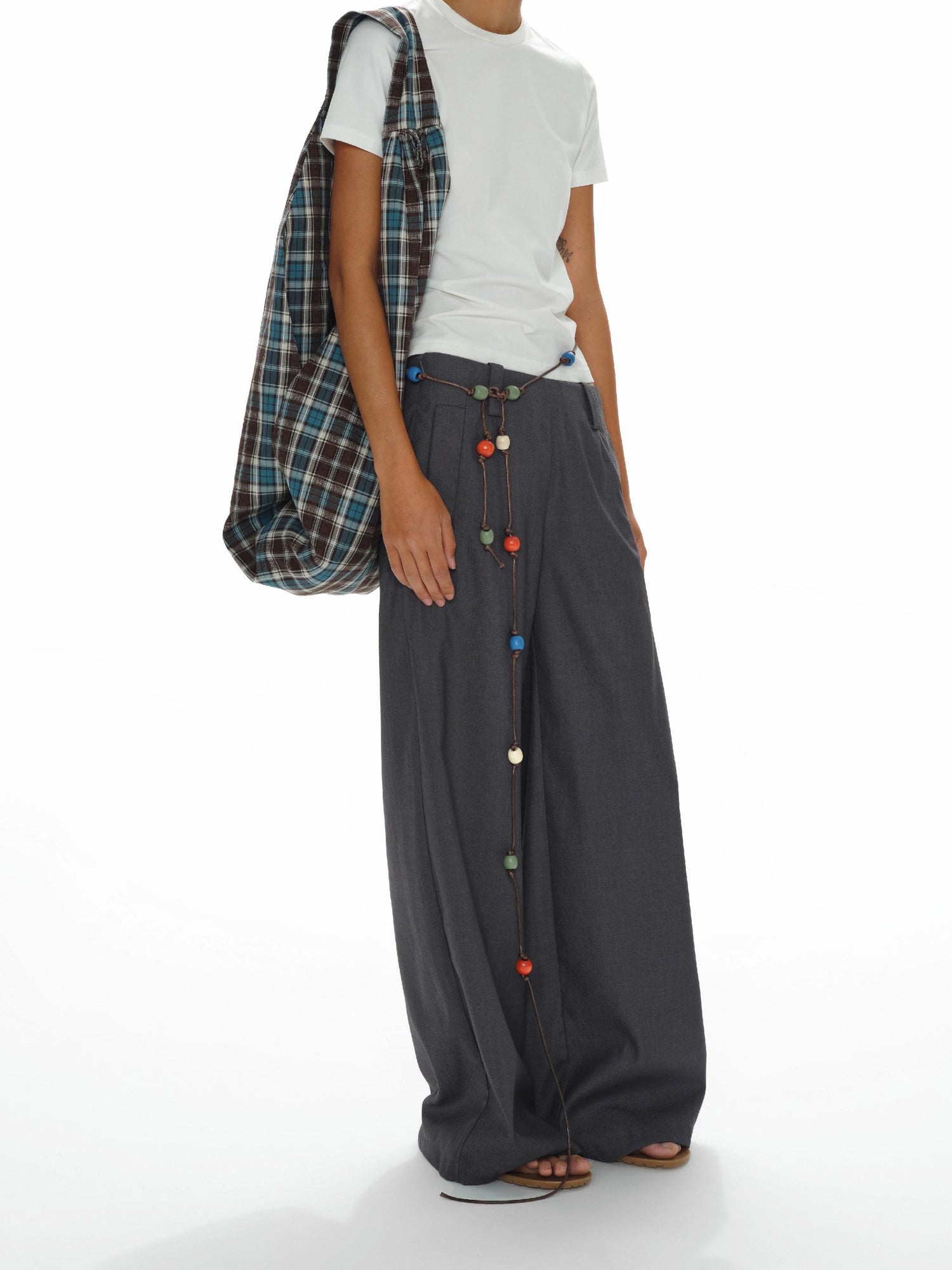 oinimi Low Waist Wide Leg Trousers In Black Charcoal