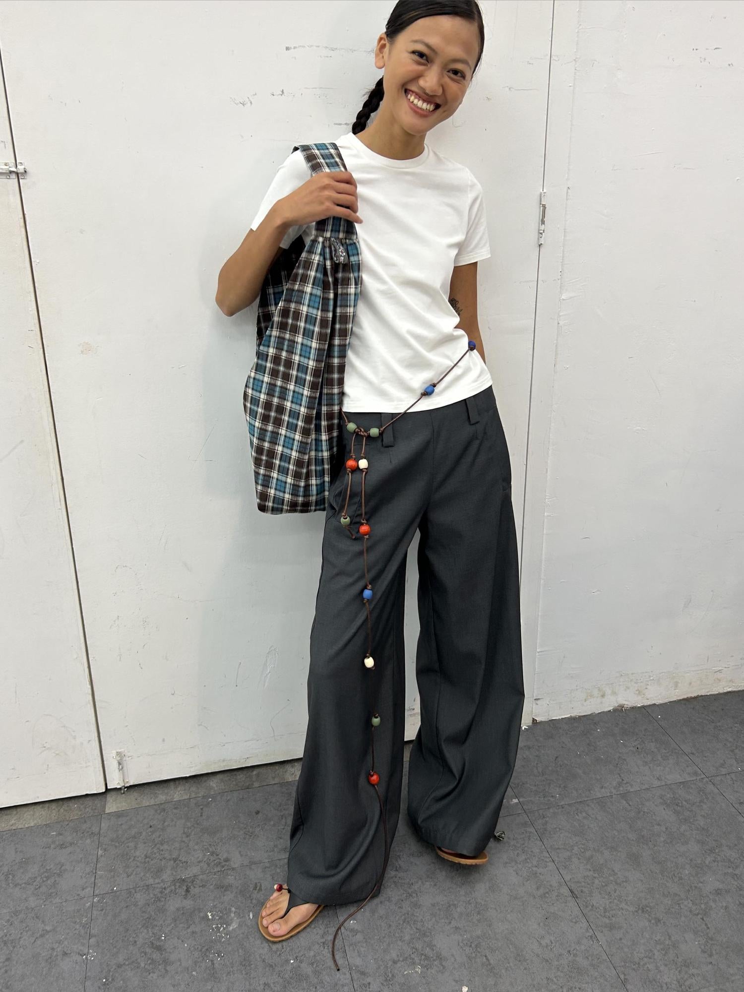 oinimi Low Waist Wide Leg Trousers In Black Charcoal