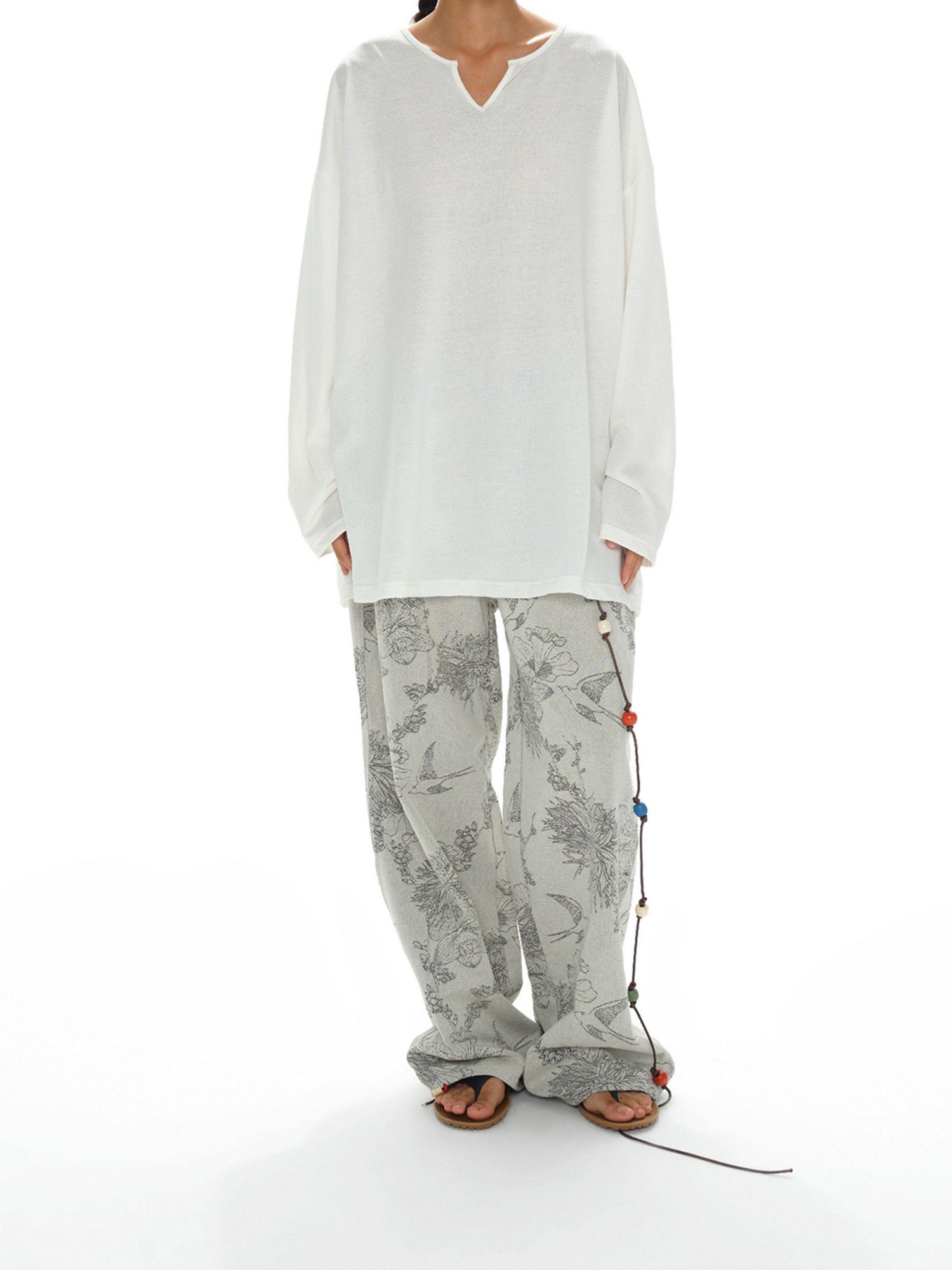 oinimi Oversized White V-Neck Sun Protection Tee Dropped Shoulder Relaxed Fit