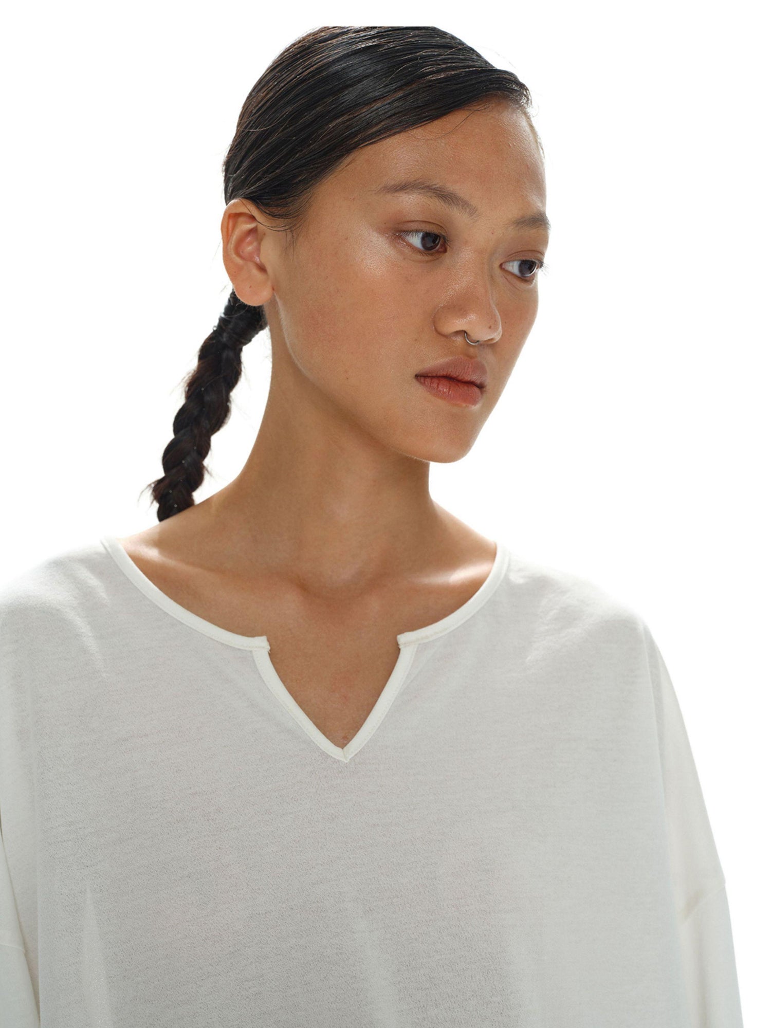 oinimi Oversized White V-Neck Sun Protection Tee Dropped Shoulder Relaxed Fit
