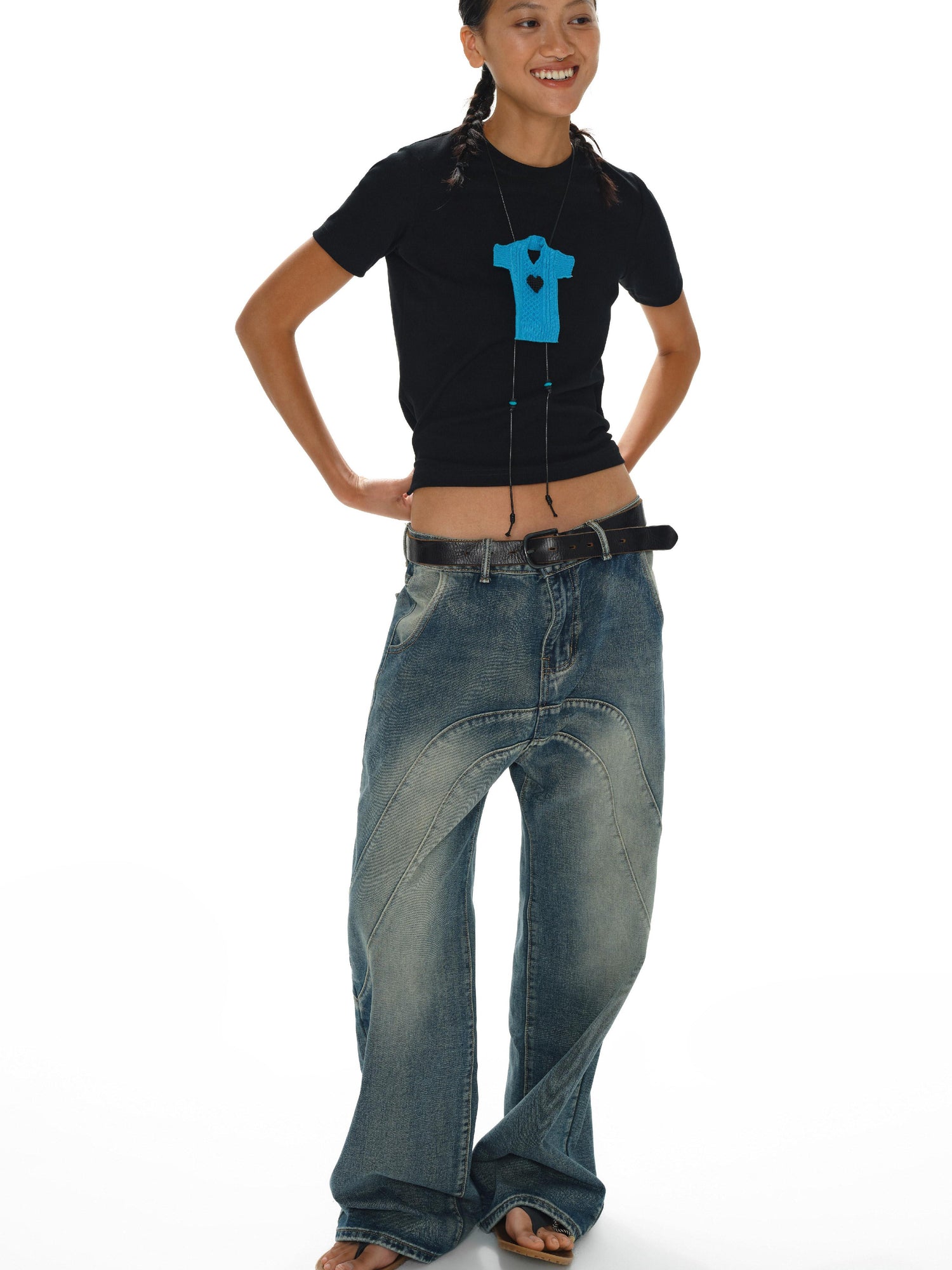 oinimi Soft Cotton Unisex T-Shirt Black White Slim Fit Crew Neck Tee