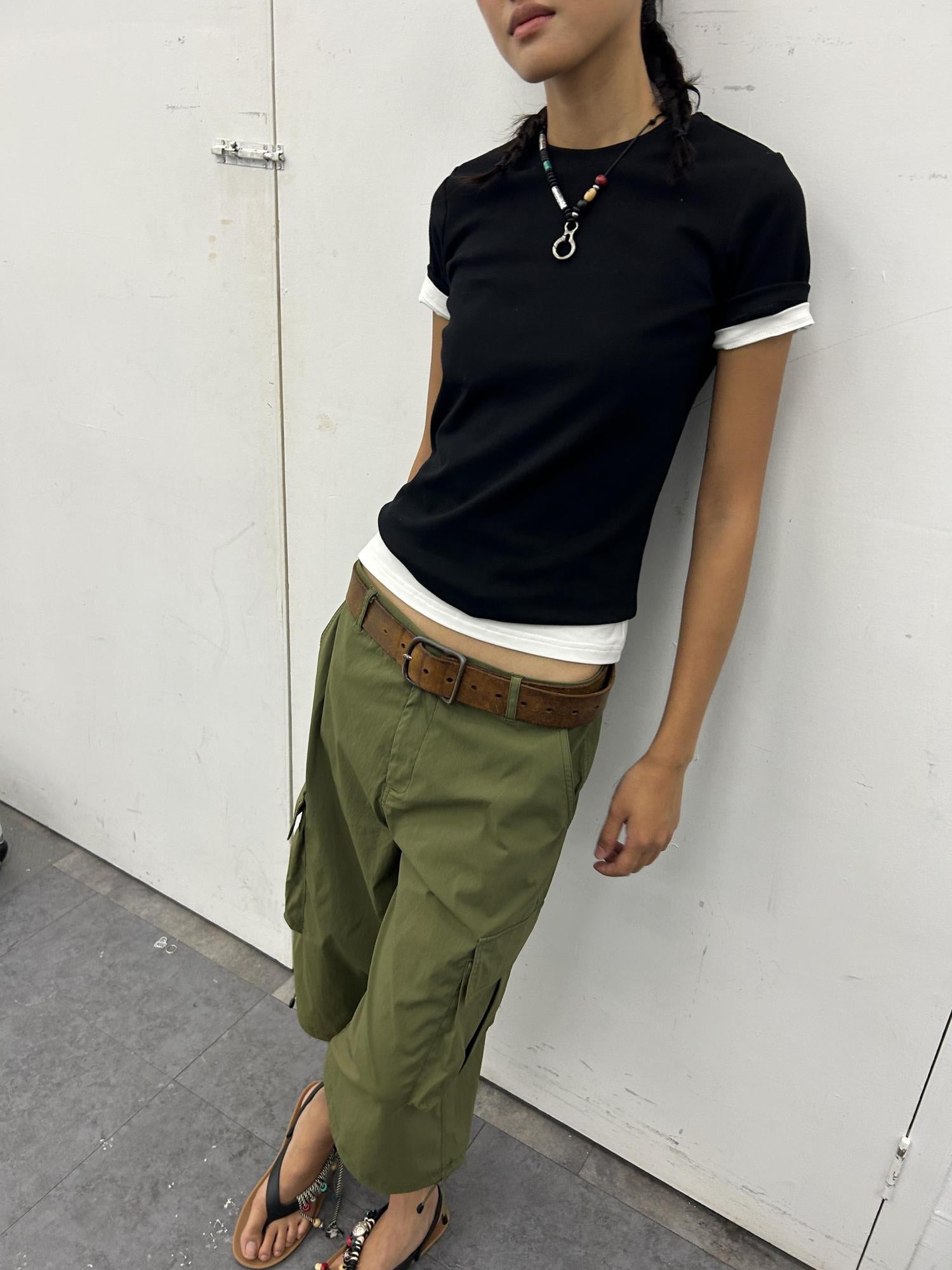 oinimi Soft Cotton Unisex T-Shirt Black White Slim Fit Crew Neck Tee