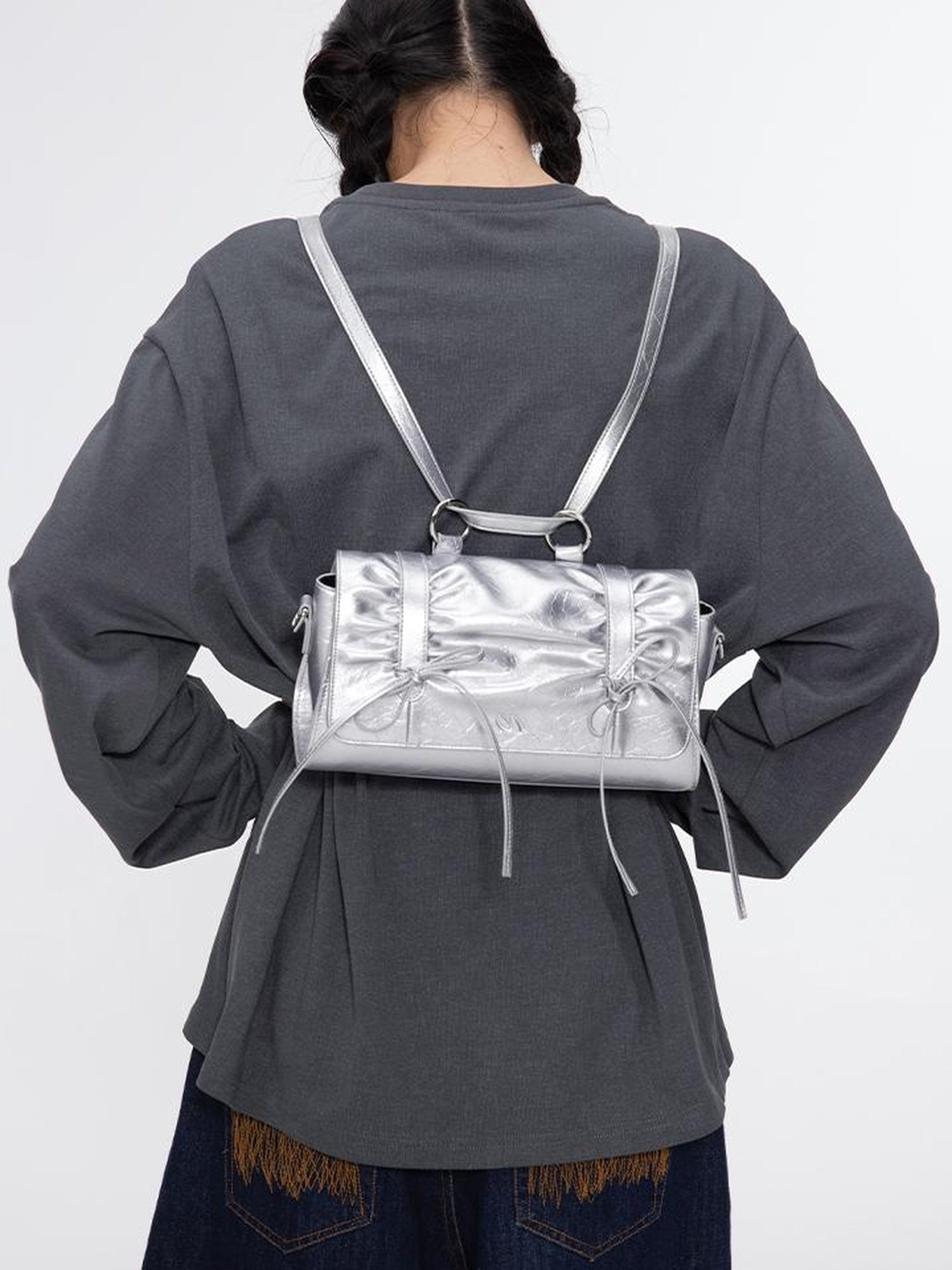 oinimi Soft Sculpture Pleated Butterfly Knot Cambridge Bag Silver Black