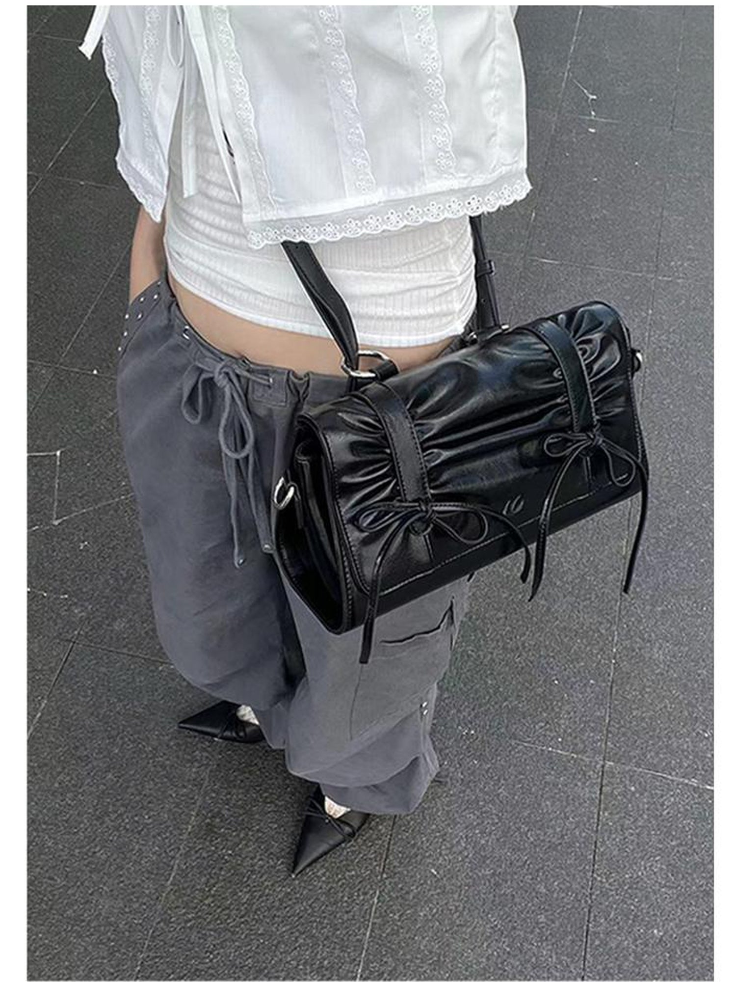 oinimi Soft Sculpture Pleated Butterfly Knot Cambridge Bag Silver Black