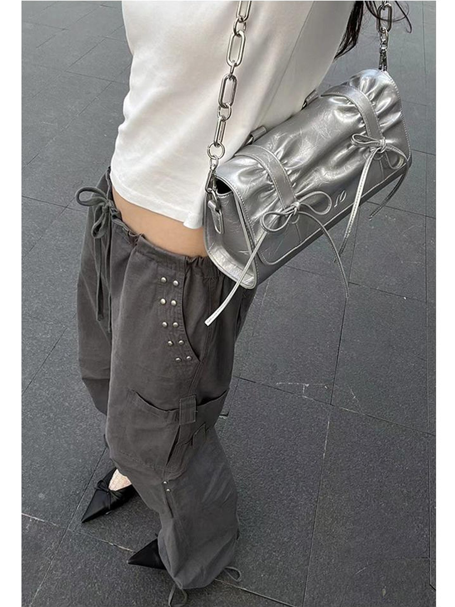 oinimi Soft Sculpture Pleated Butterfly Knot Cambridge Bag Silver Black