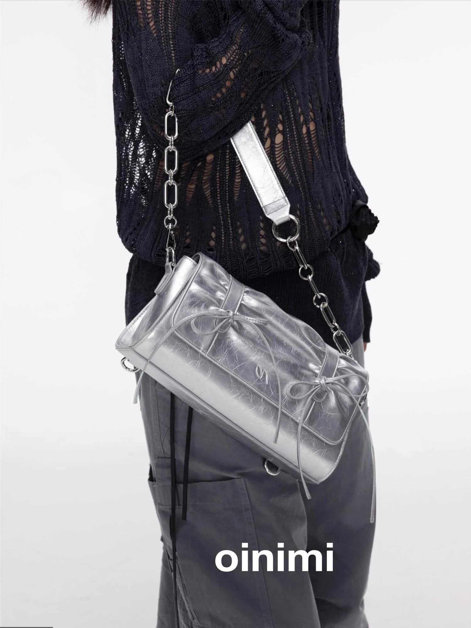 Soft Sculpture Pleated Butterfly Knot Cambridge Bag Silver Black