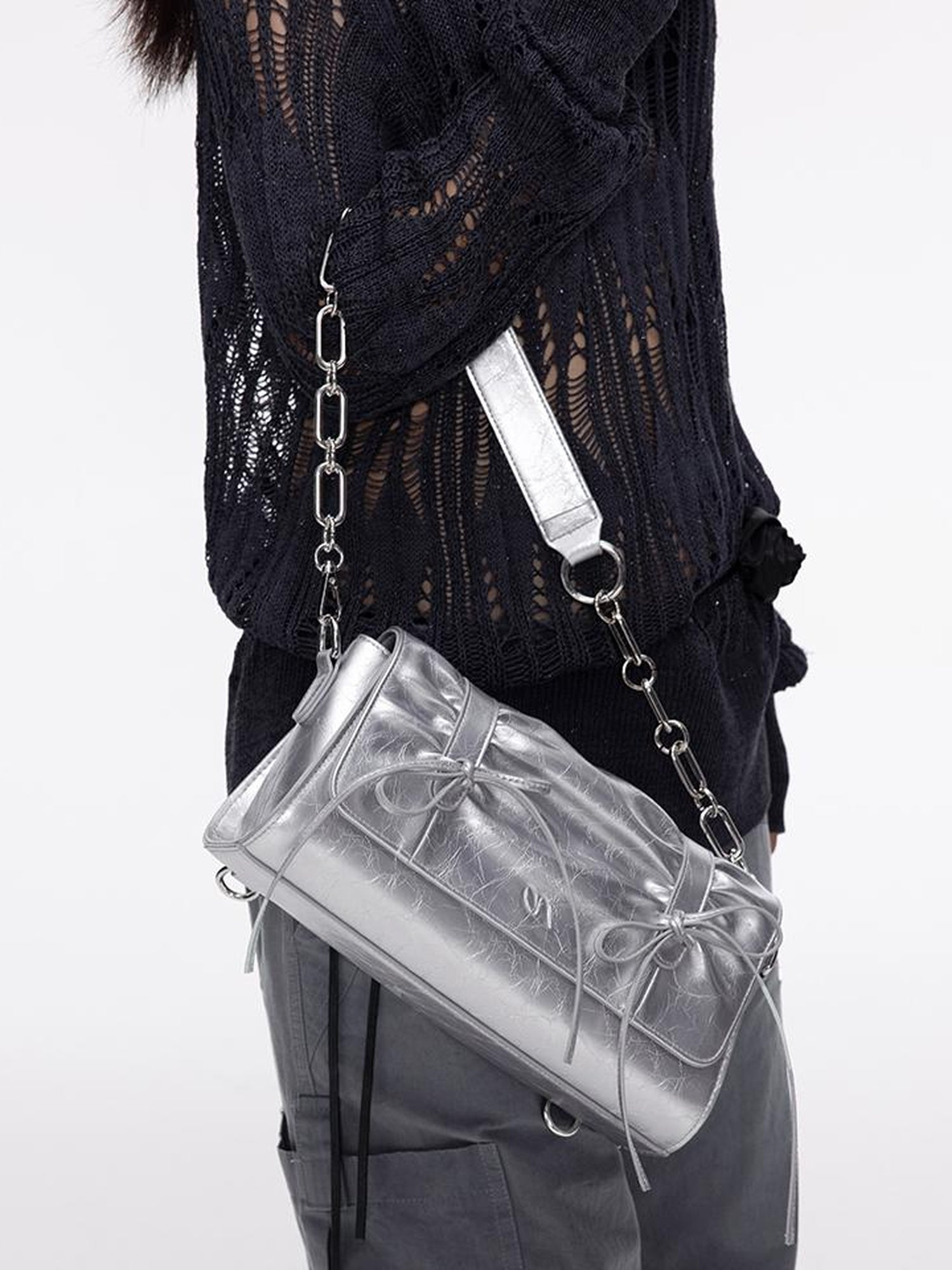 oinimi Soft Sculpture Pleated Butterfly Knot Cambridge Bag Silver Black