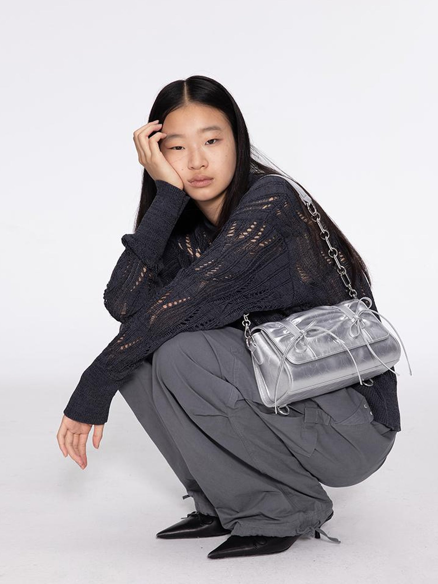 oinimi Soft Sculpture Pleated Butterfly Knot Cambridge Bag Silver Black