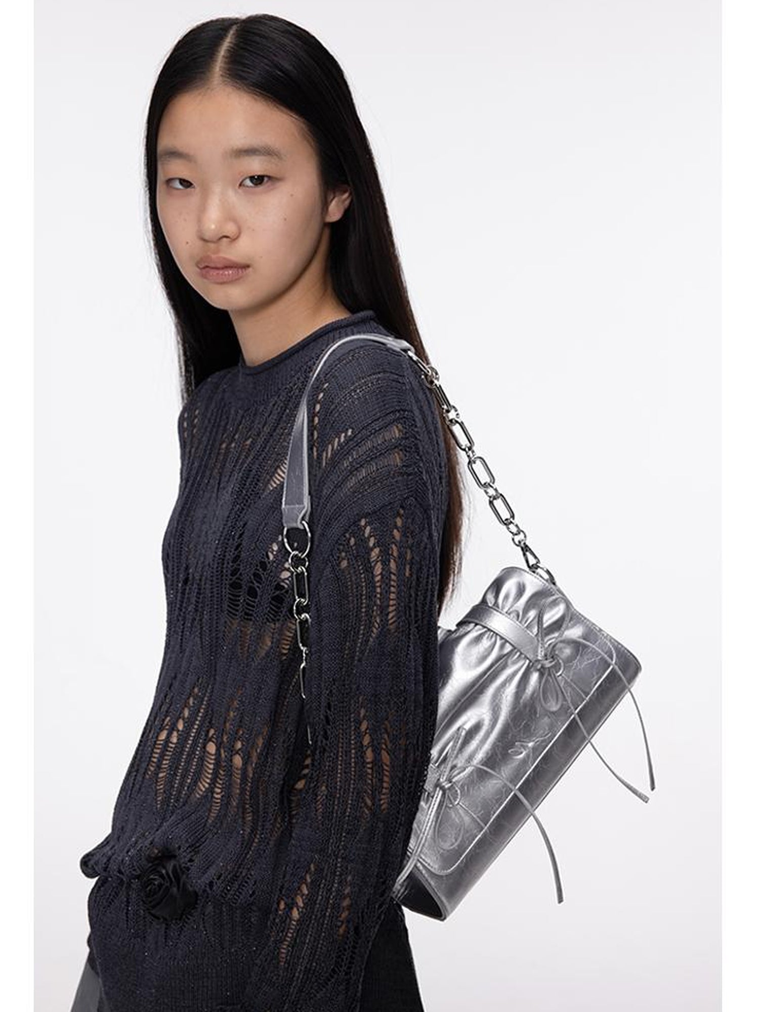 oinimi Soft Sculpture Pleated Butterfly Knot Cambridge Bag Silver Black